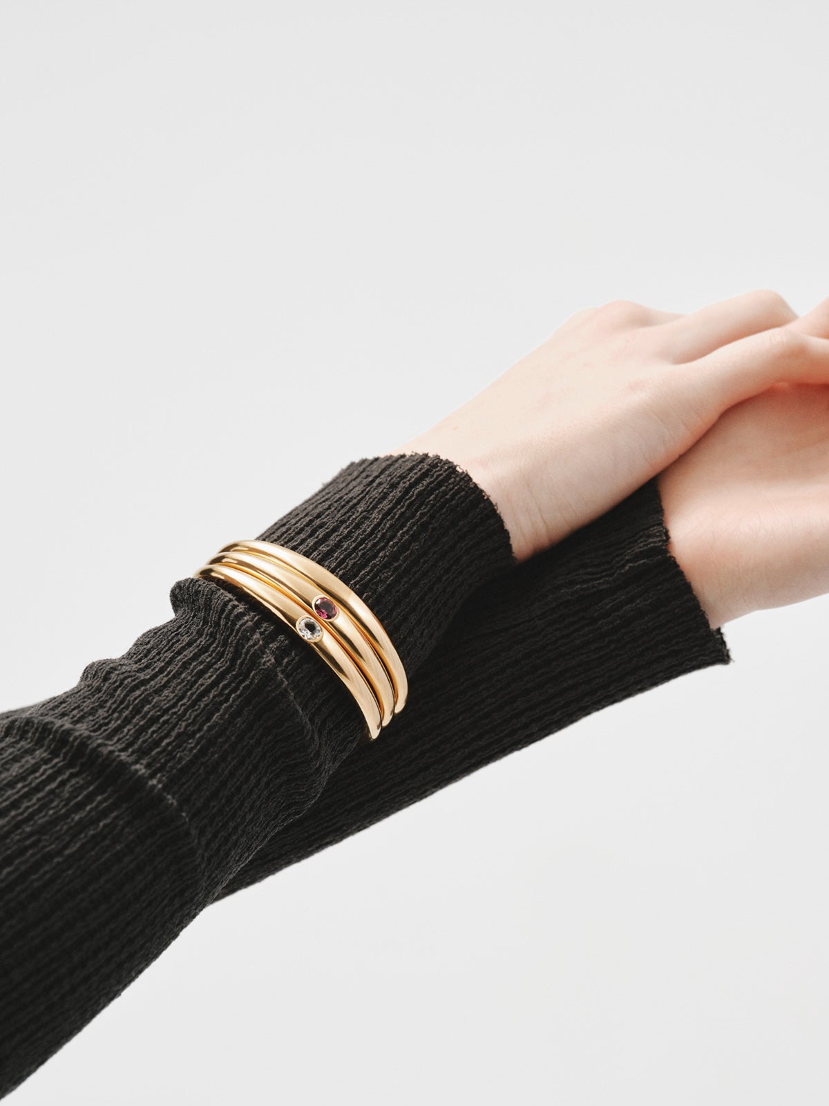 Pulsera rígida de plata 925 bañada en oro amarillo de 18K