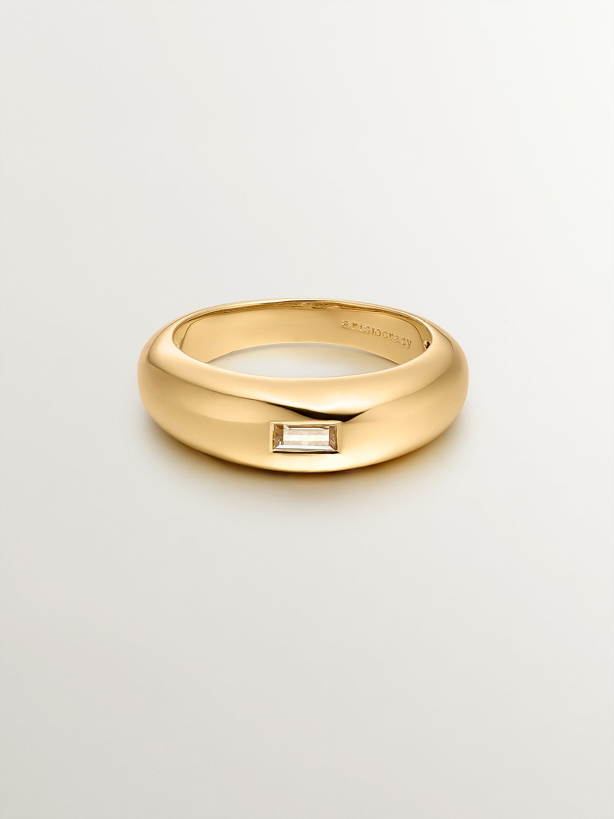 Anillo de plata 925 bañada en oro amarillo de 18K con topacio blanco