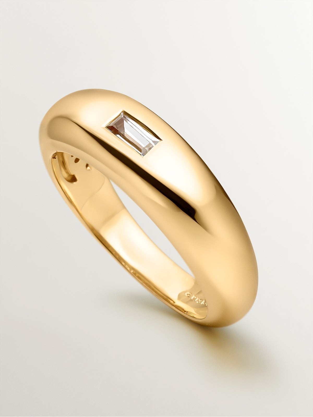 Anillo de plata 925 bañada en oro amarillo de 18K con topacio blanco