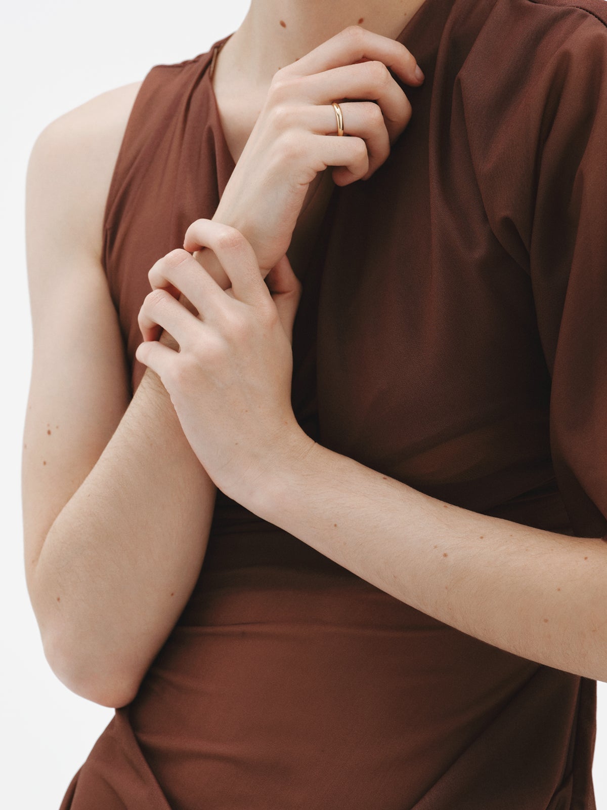 Alianza de oro amarillo de media caña de 3,15 mm