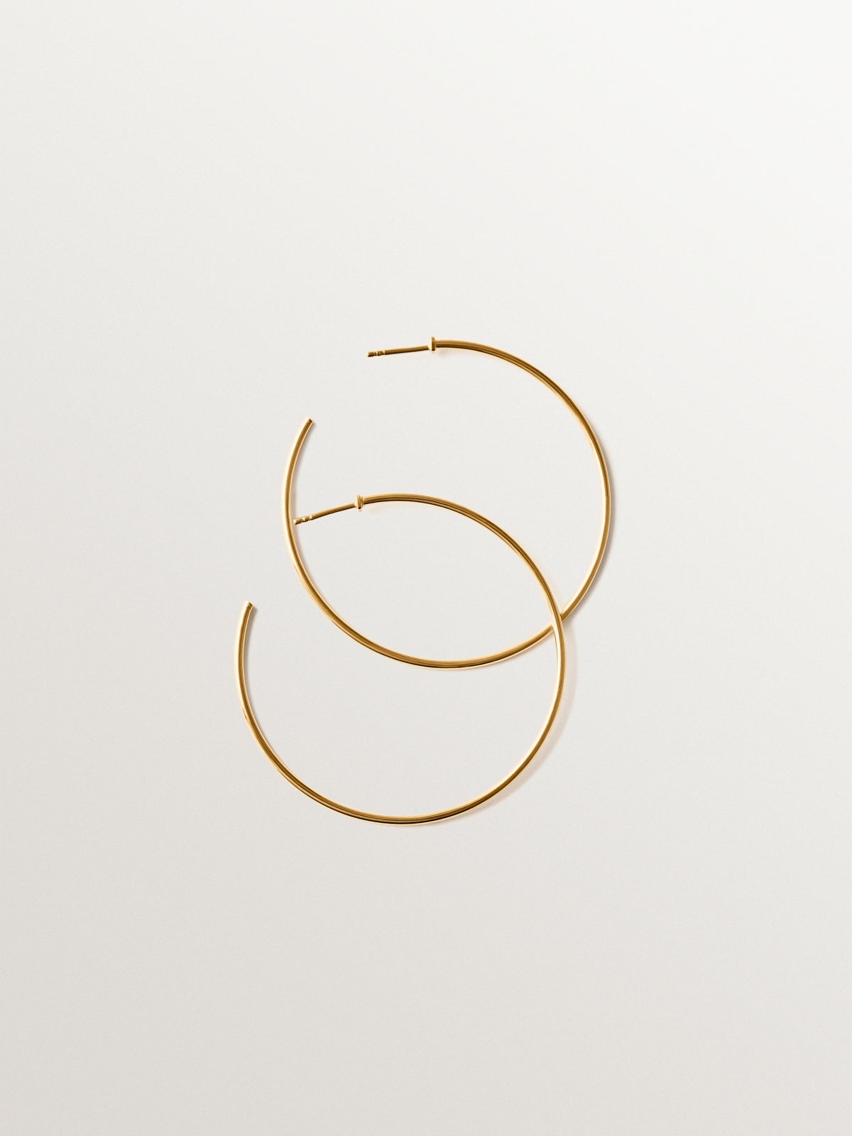 Pendientes de aro medianos de plata 925 bañada en oro de 18K