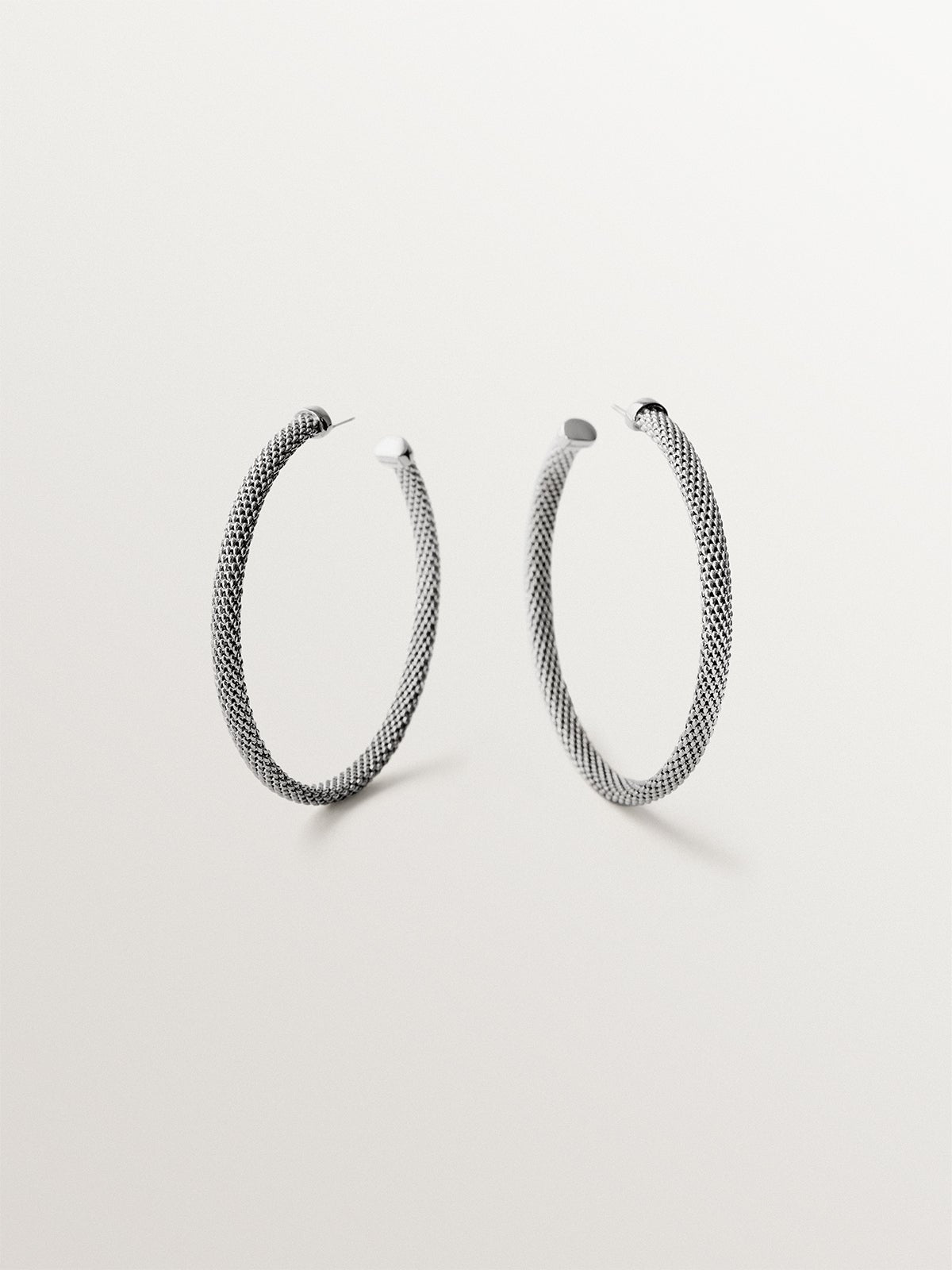 Pendientes medianos de plata 925 con textura de malla