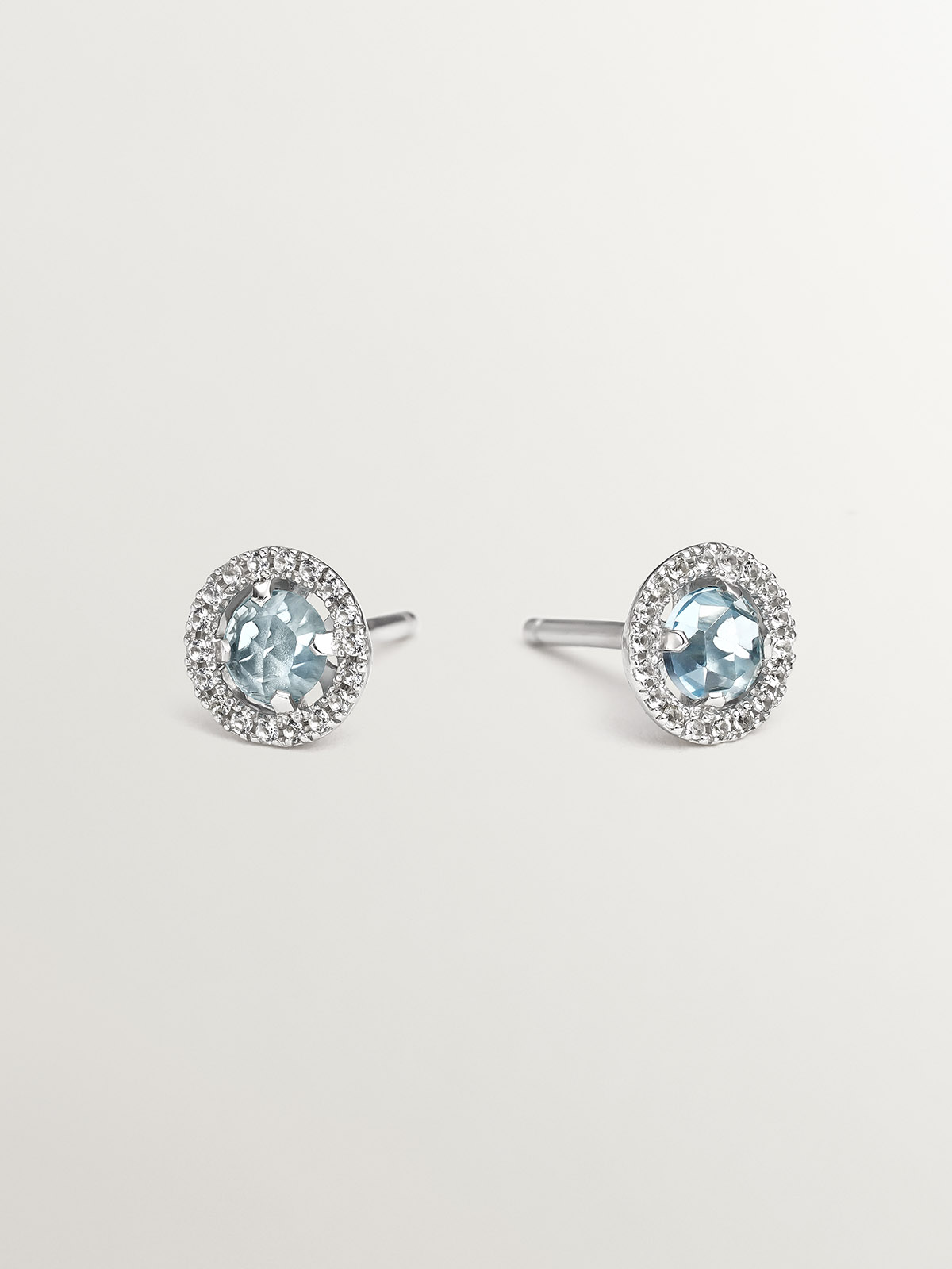 925 Silver Button Earrings with 0.82 cts blue topaz and white sapphire halo