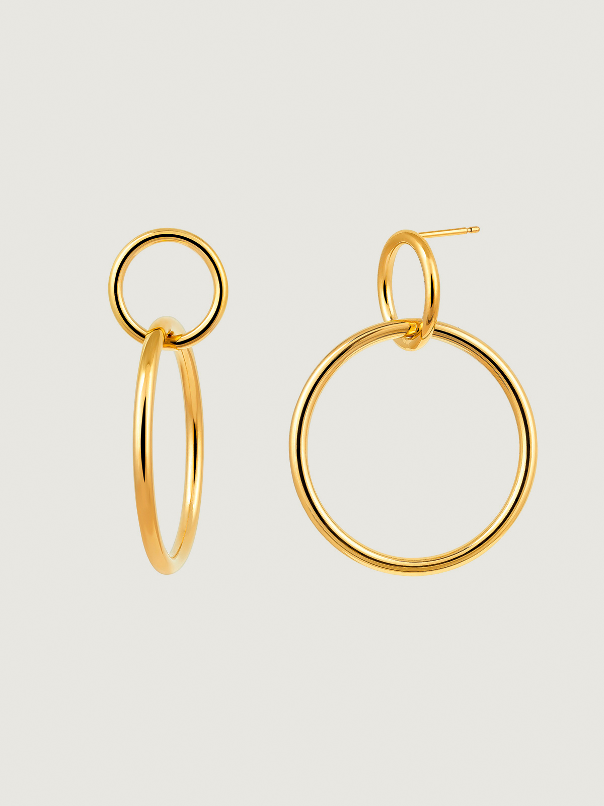 Double hoop earrings in 925 silver coated in 18K yellow gold.