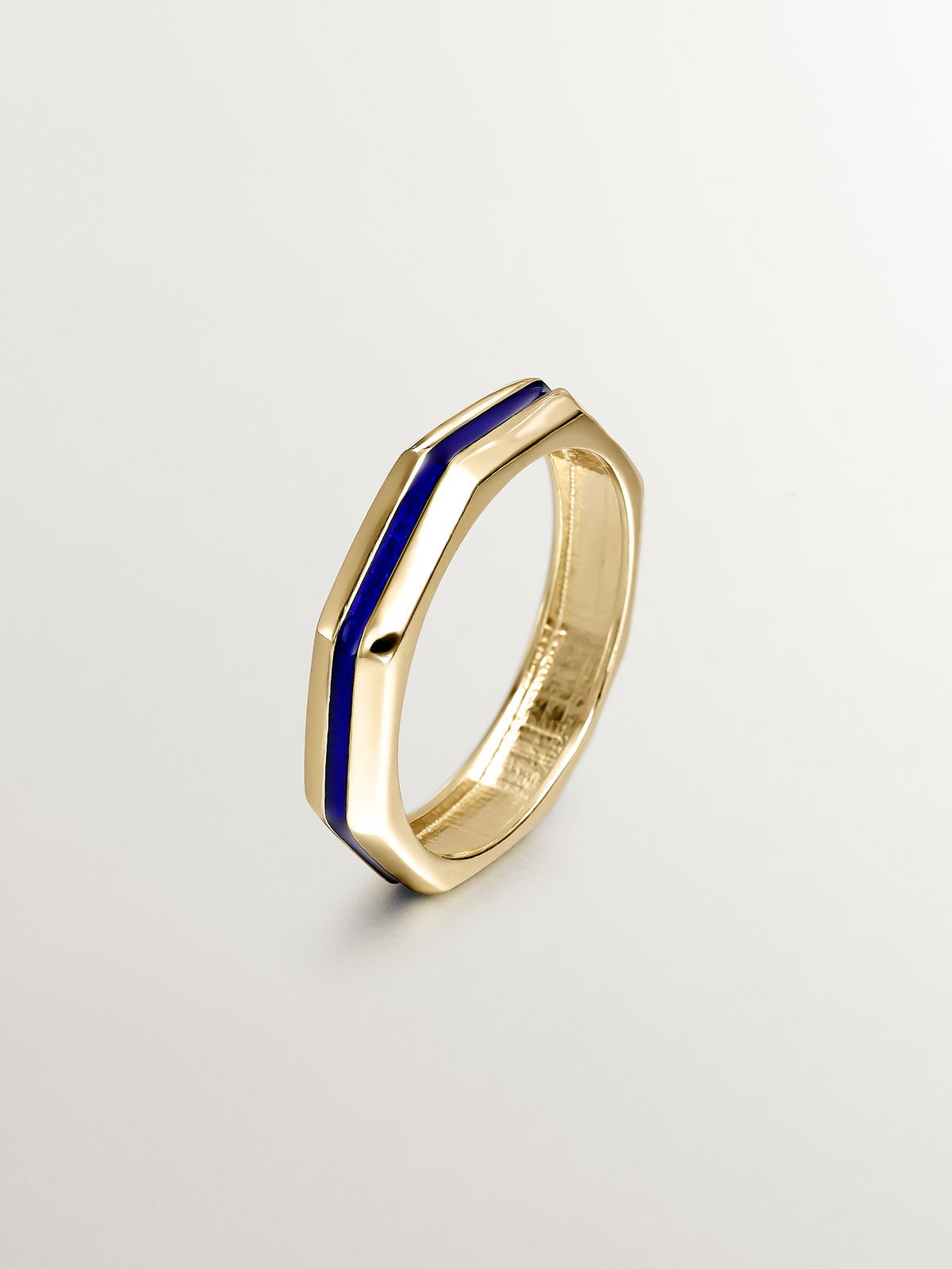 925 silver ring bathed in 18k yellow gold with geometric finish and blue enamel