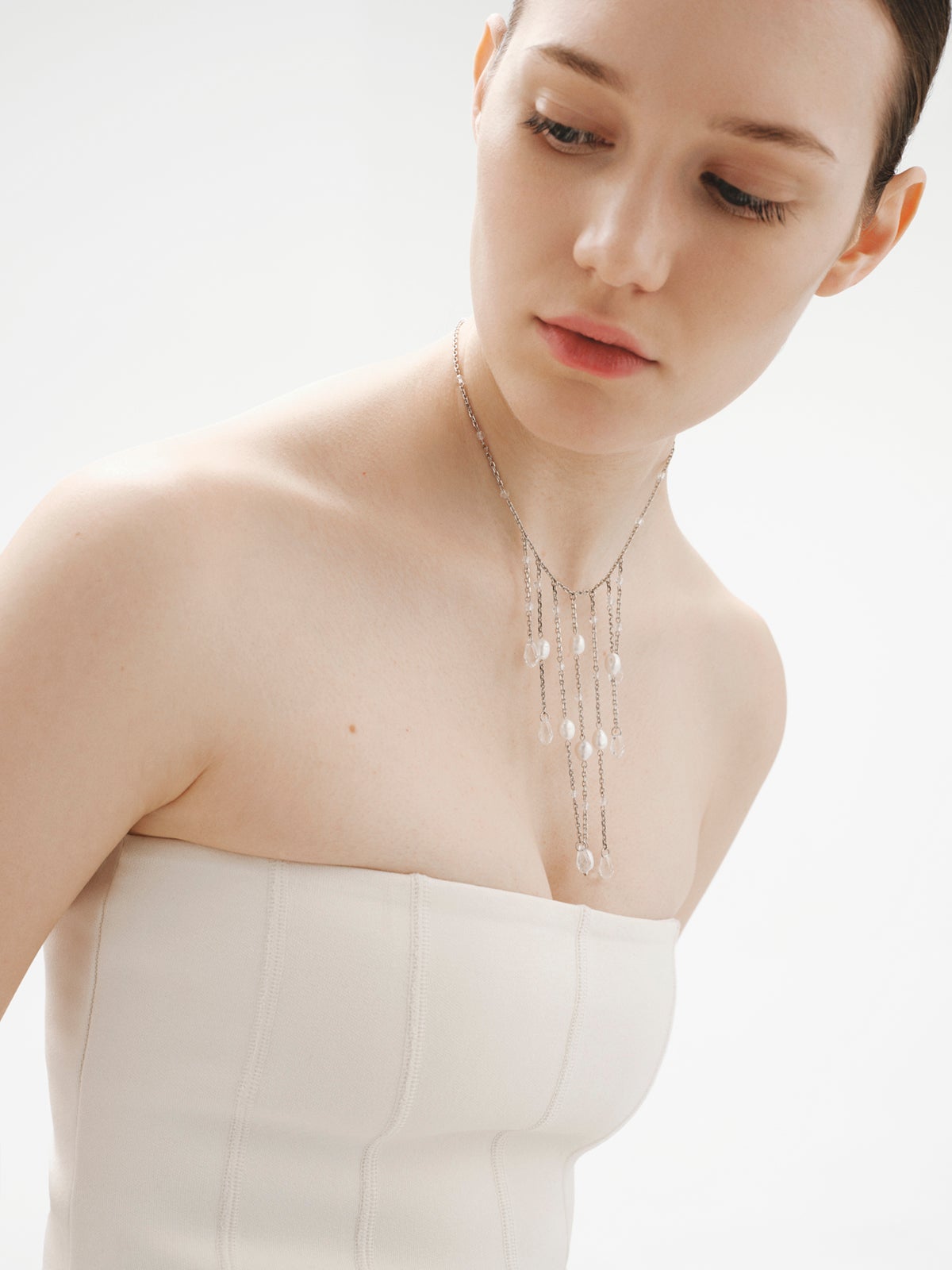 Collar con perlas barrocas y cristales