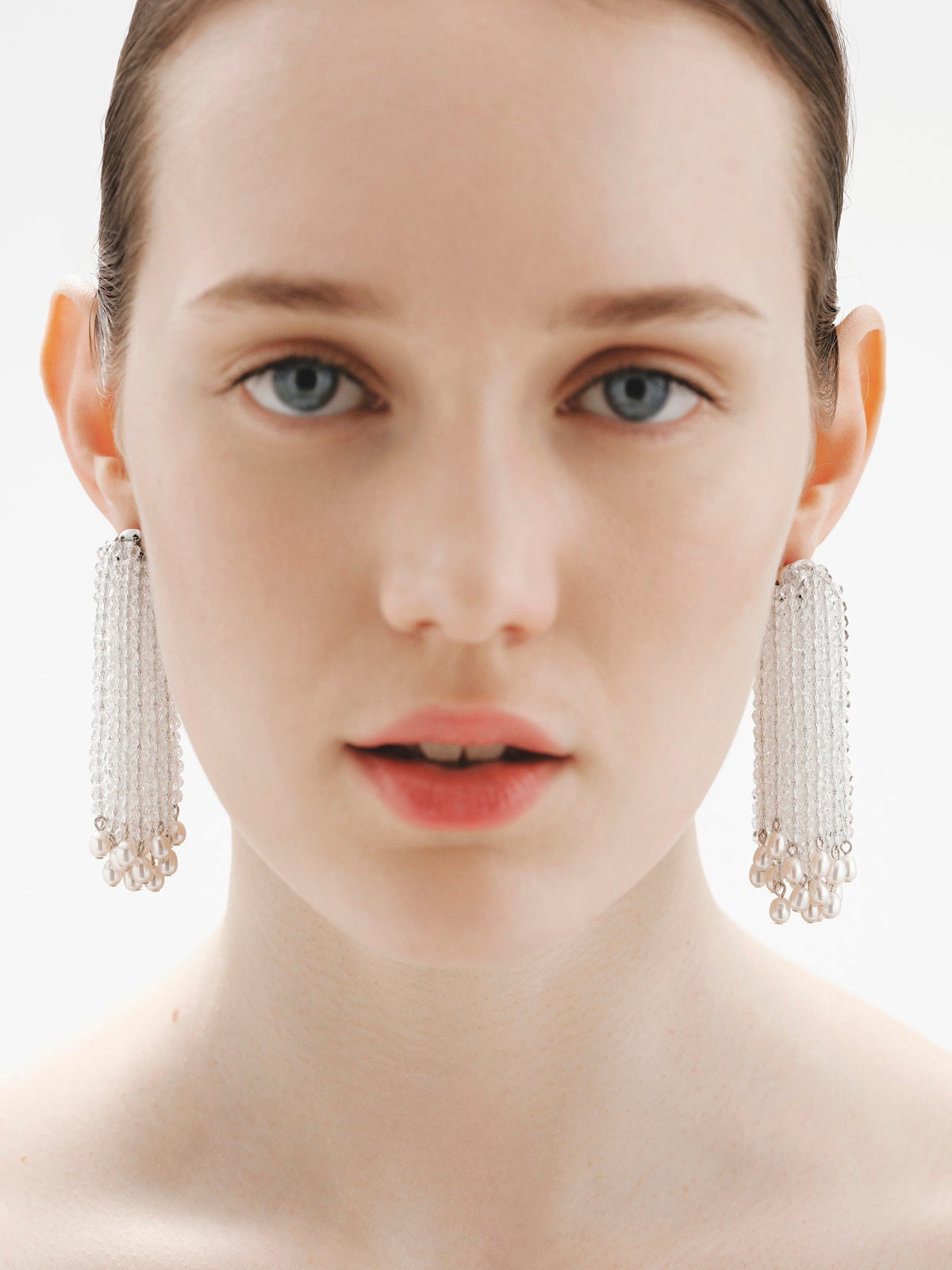 Pendientes en cascada con perlas barrocas y cristales