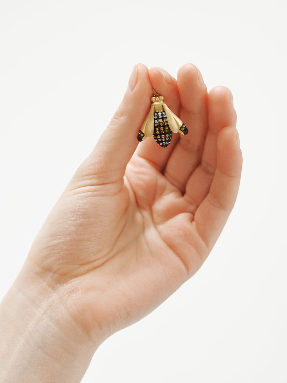 Charm con cristales y forma de libélula