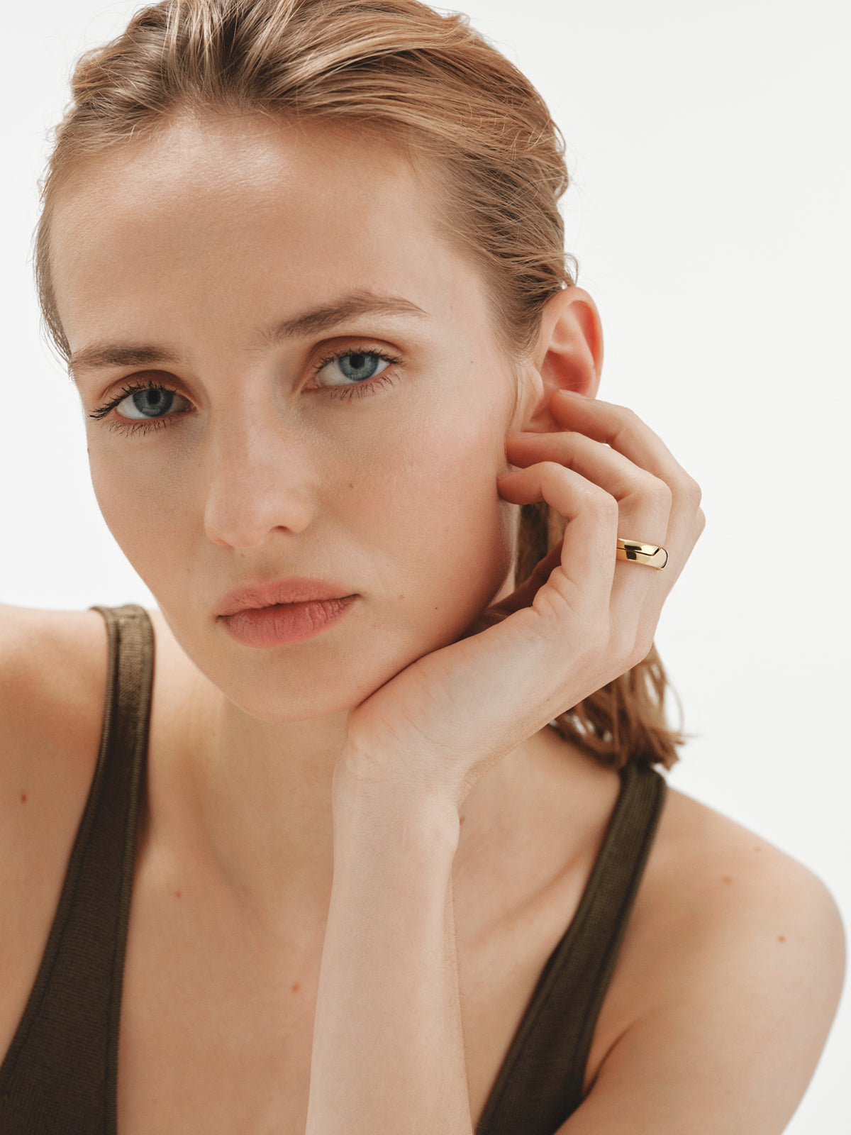 Anillo gimmel bañado en oro amarillo