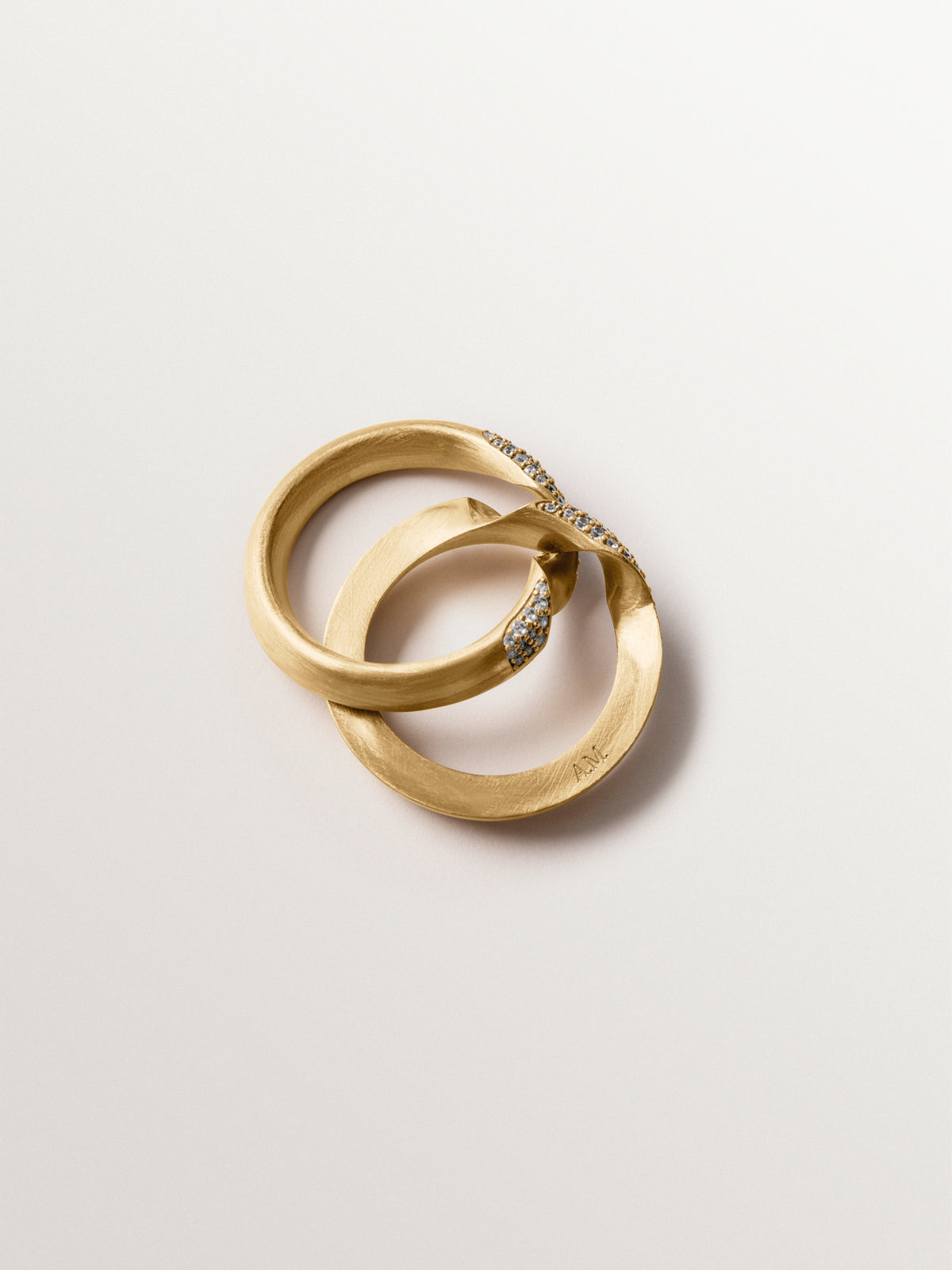 Yellow gold-plated gimmel ring with crystal pavé