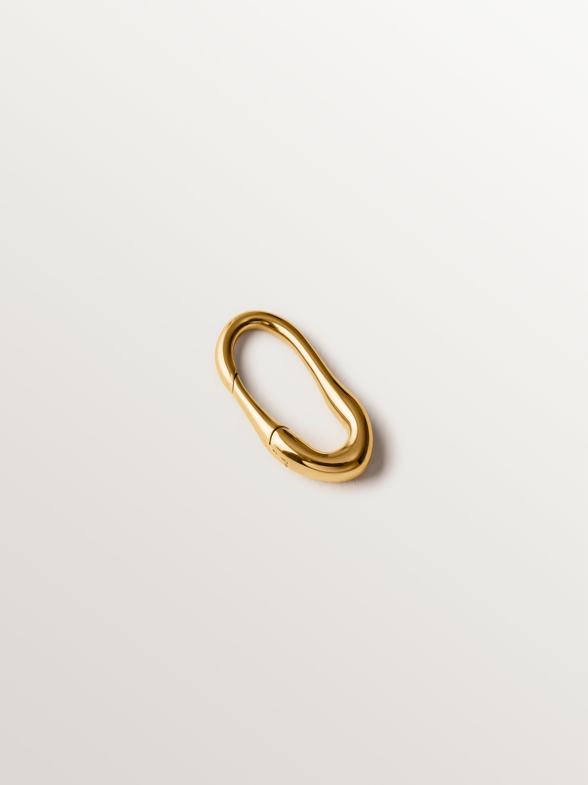 Cuelga charm bañado en oro amarillo