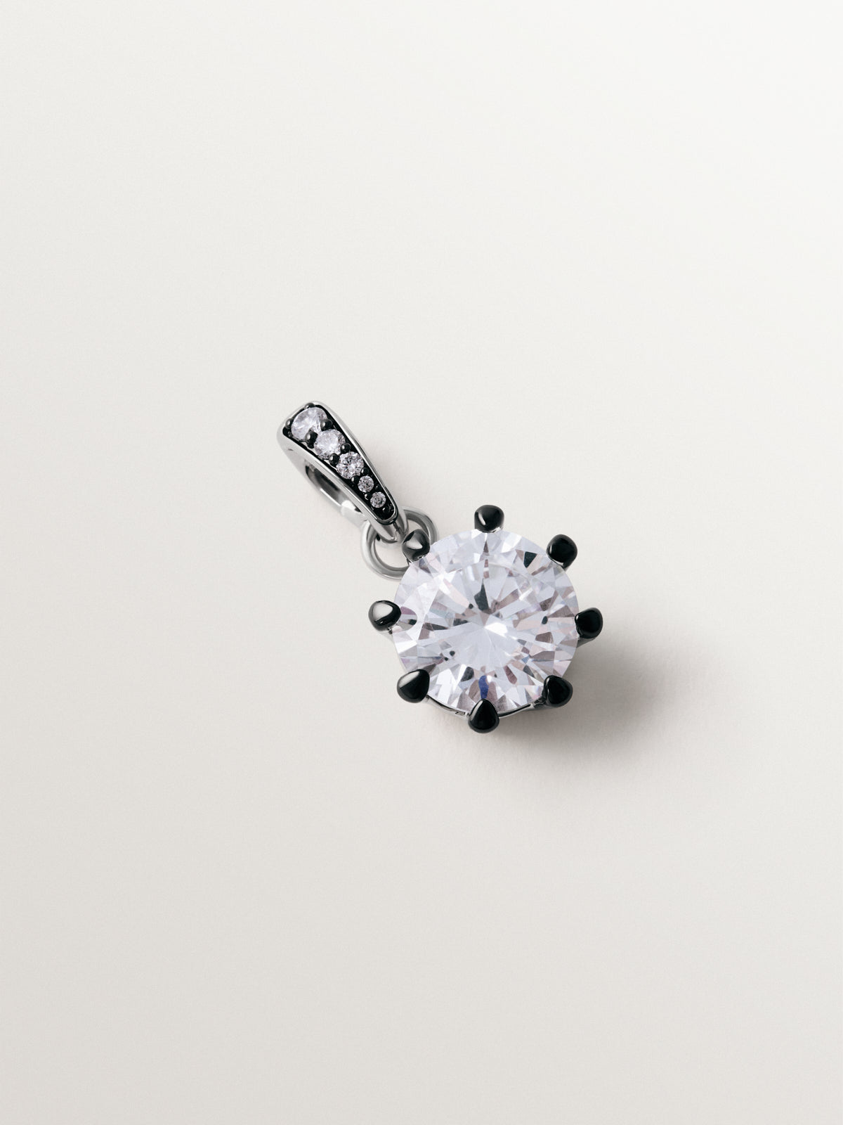 Charm bicolor con cristal grande