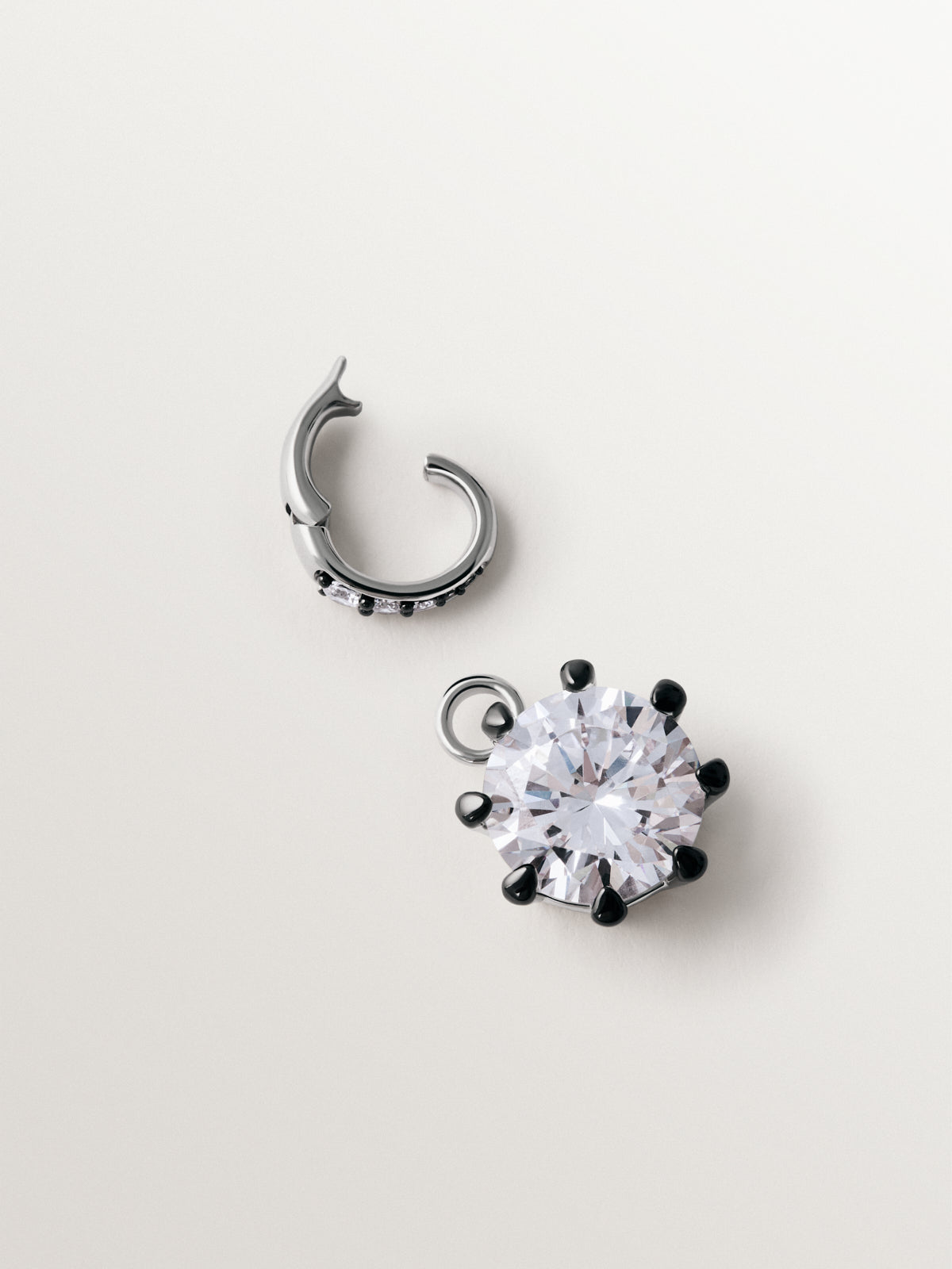 Charm bicolor con cristal grande