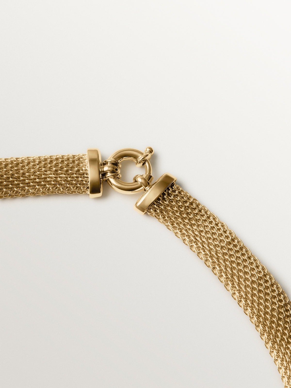 Collar de malla bañado en oro amarillo de 18K