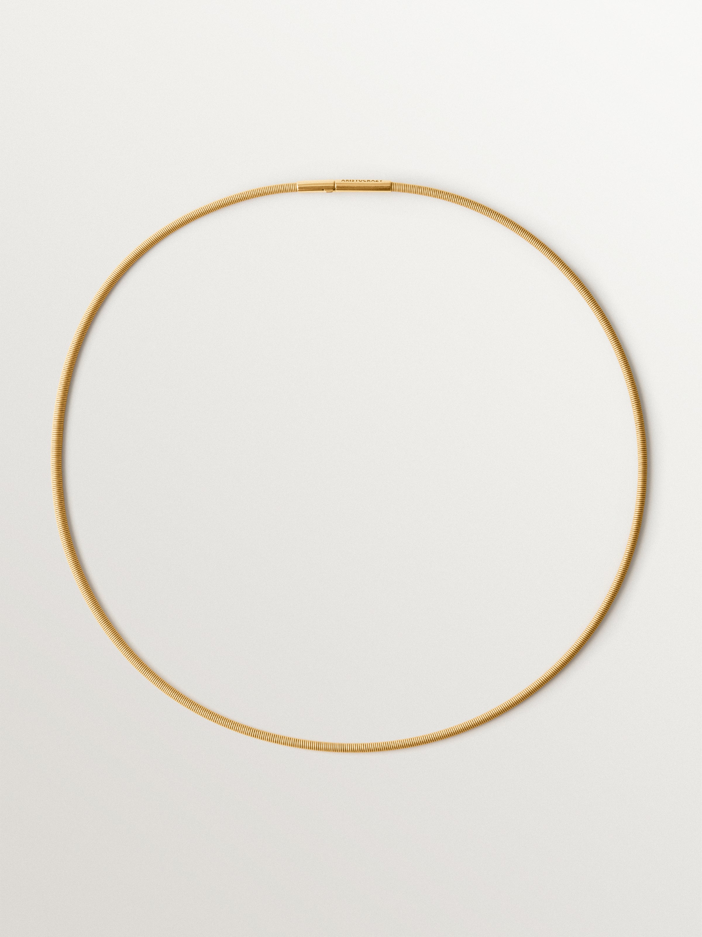 Cadena de acero inoxidable de 42cm bañada en oro amarillo de 18K