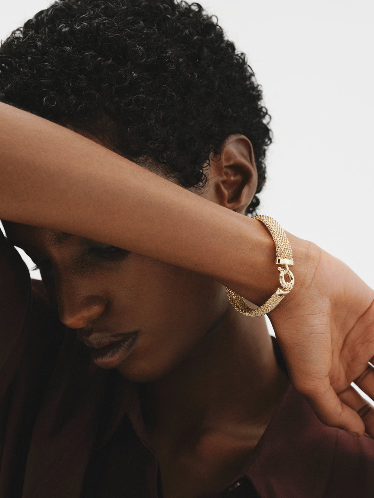 Pulsera de malla bañada en oro amarillo 