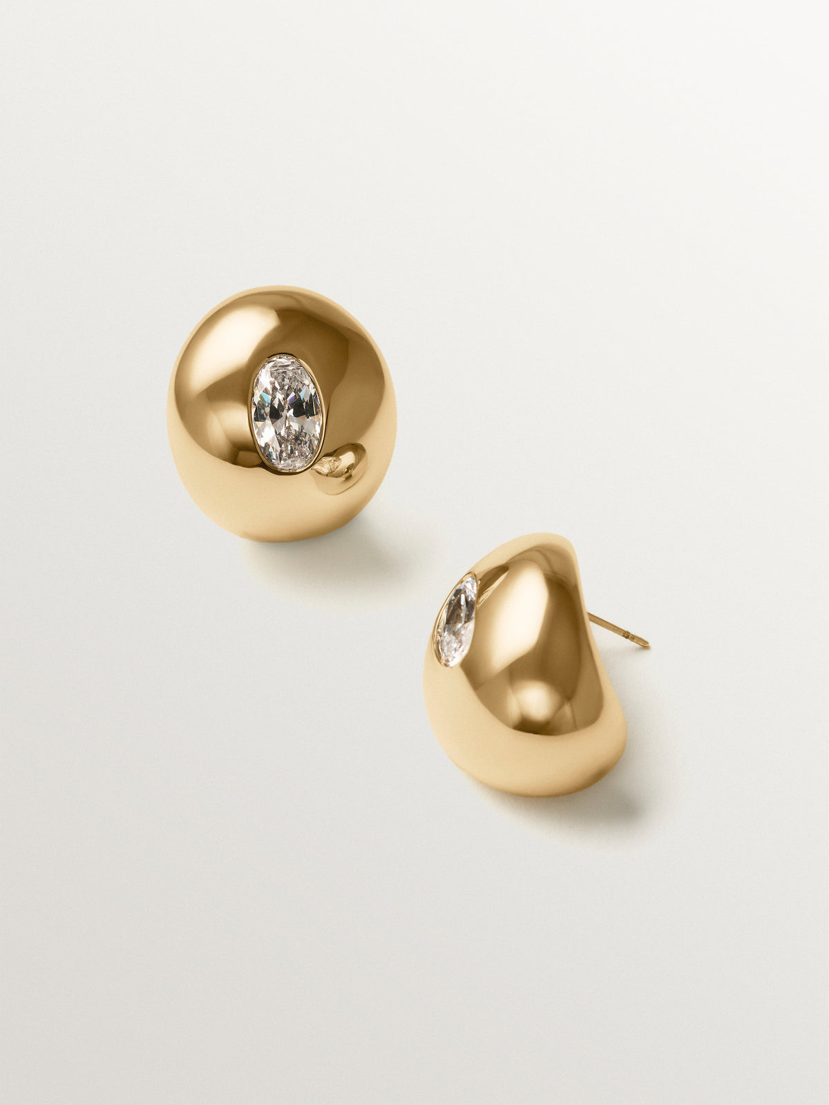 Pendientes de aro bañados en oro amarillo con cristales
