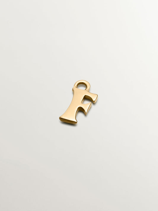 Charm de oro amarillo de 14K con letra F