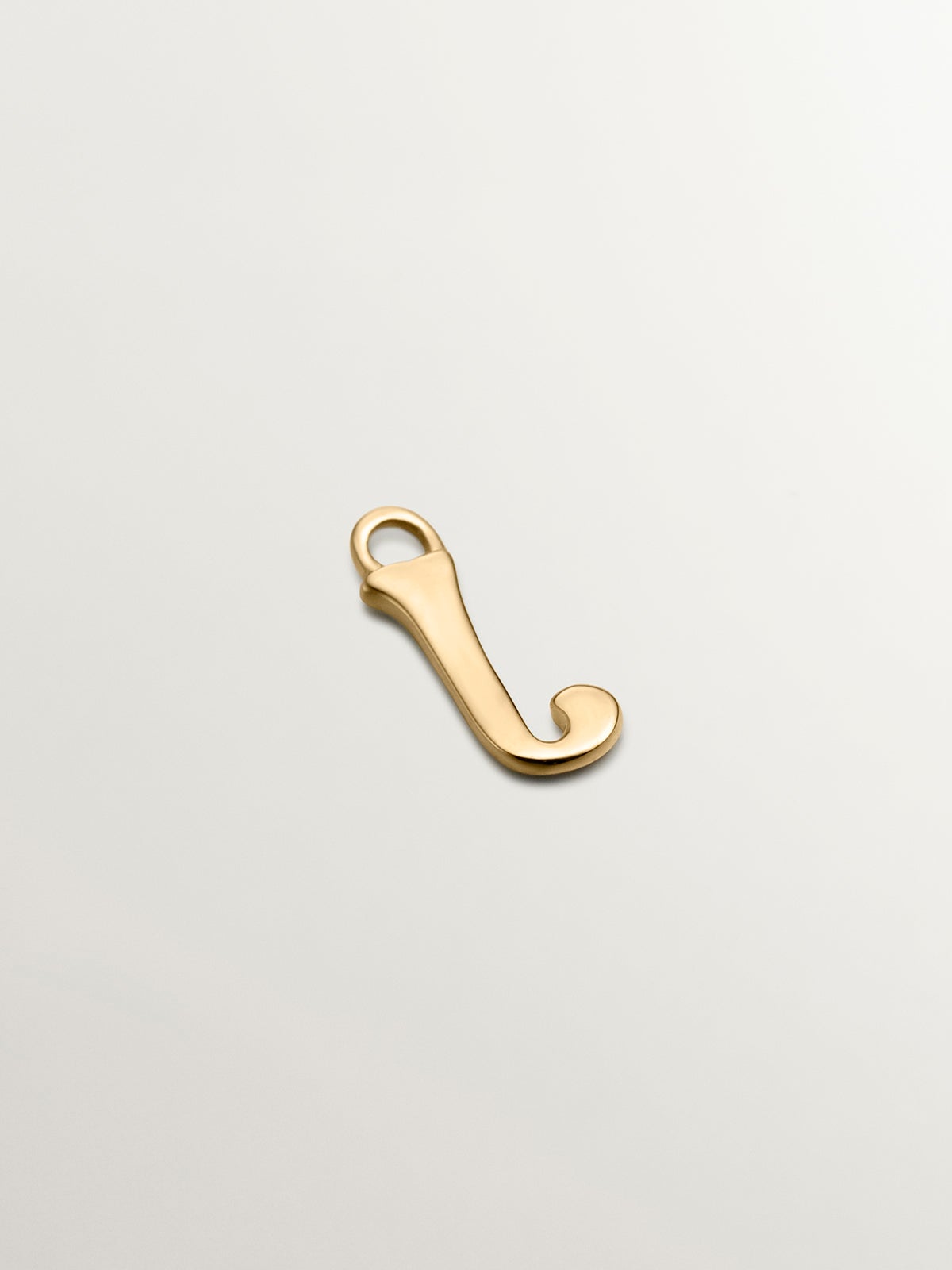 Charm de oro amarillo de 14K con letra J
