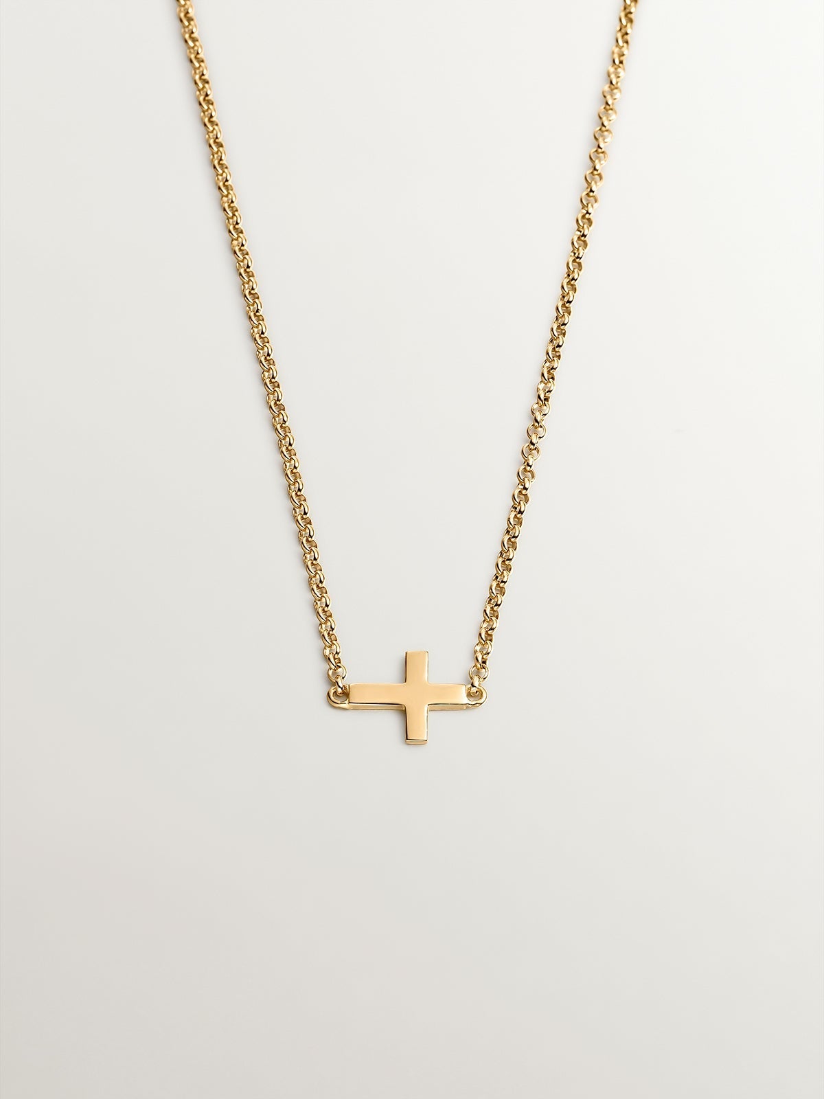 Colgante de plata 925 bañada en oro amarillo de 18K con cruz