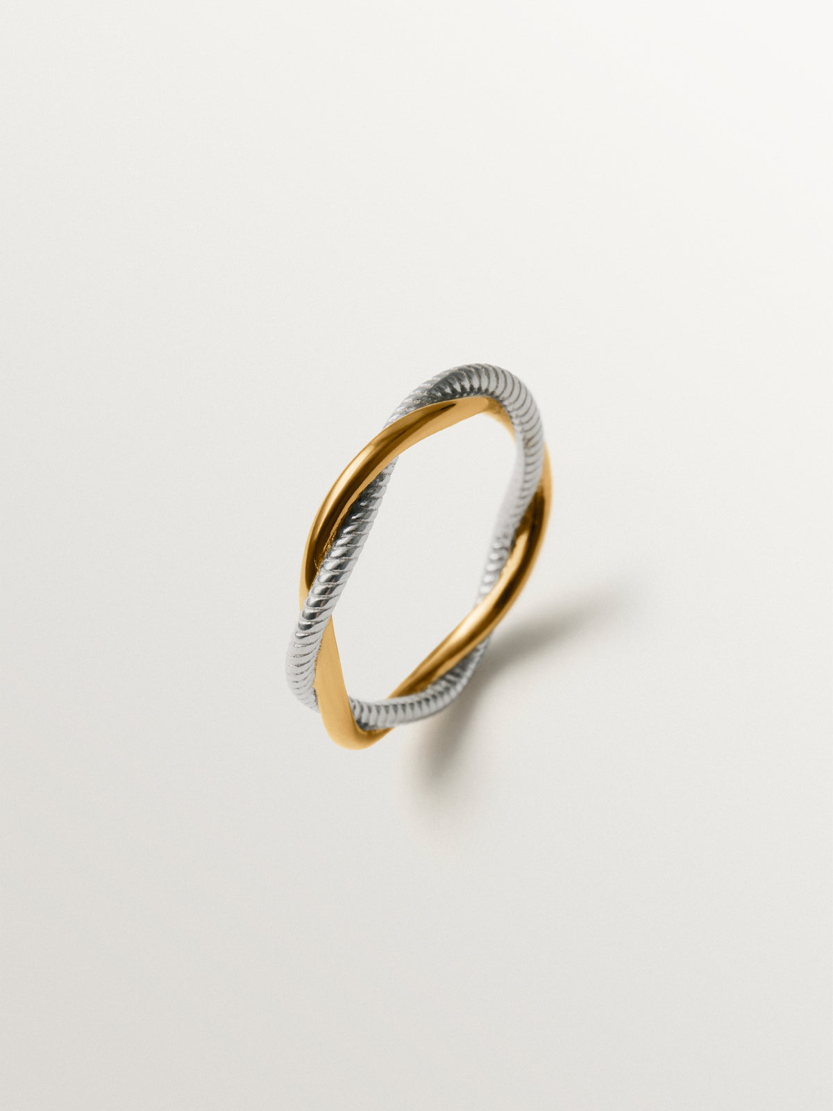Anillo doble trenzado de plata 925 bañada en oro rosa de 18K