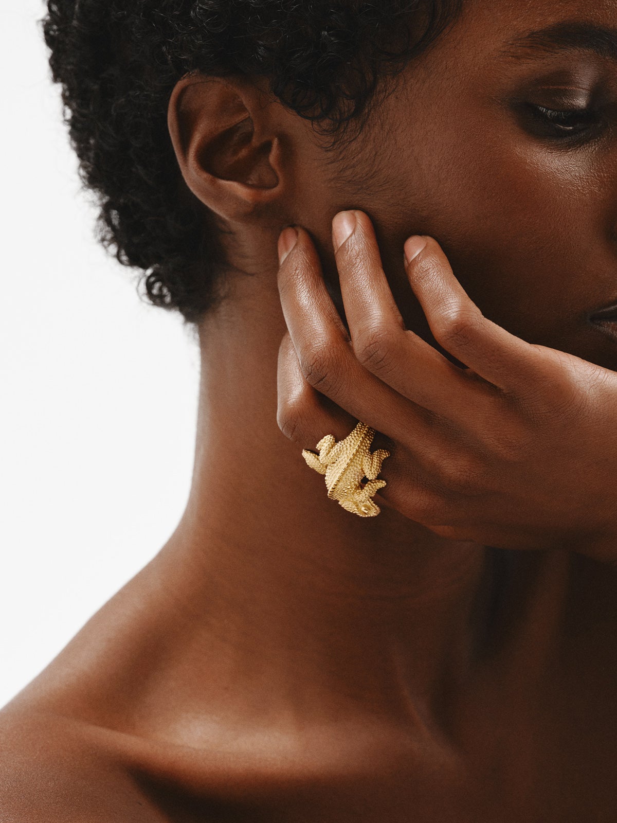 Wide ring in 925 silver plated in 18K yellow gold in the shape of 