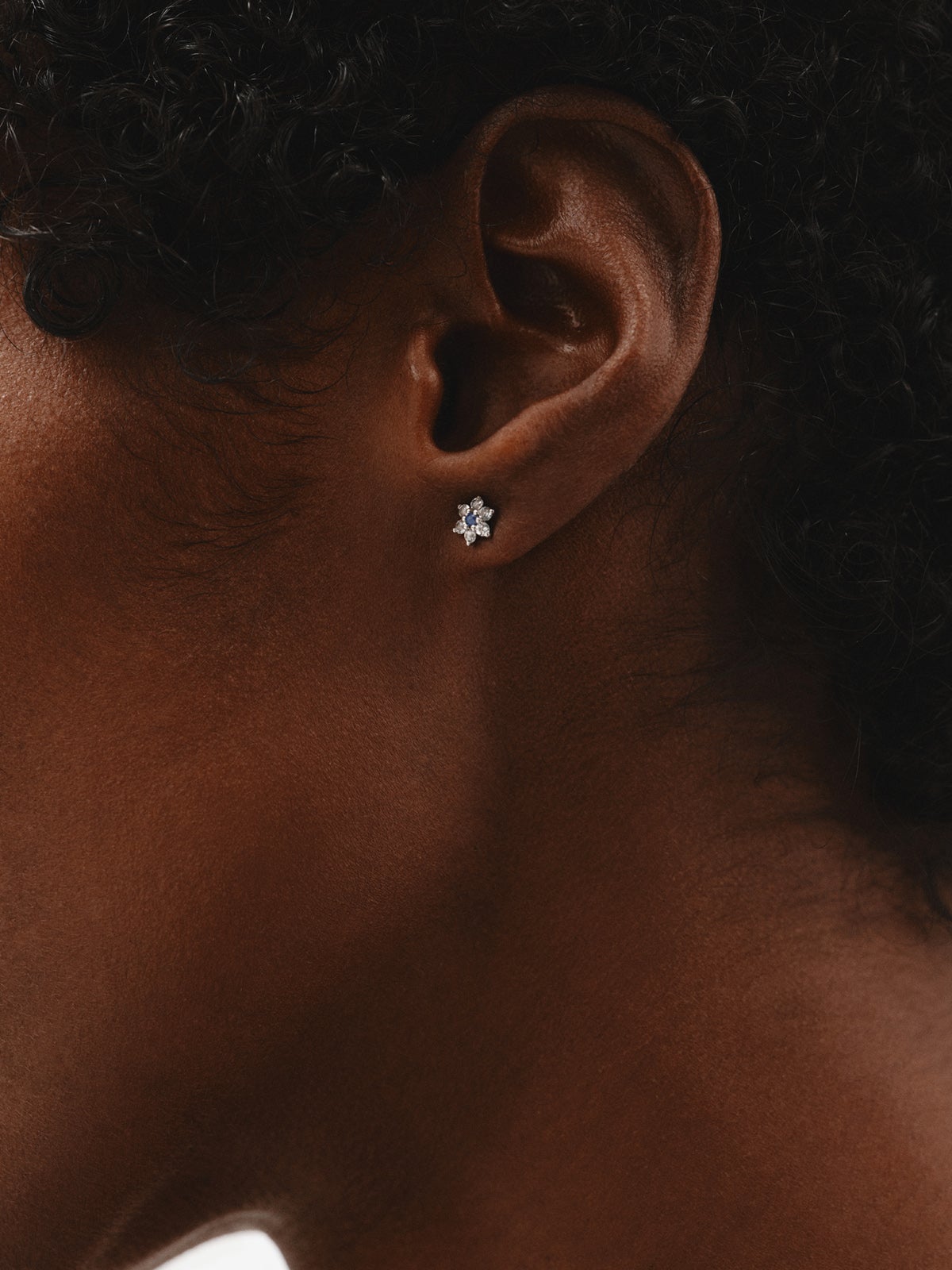 Pendientes de plata 925 en forma de flor con zafiro y topacios