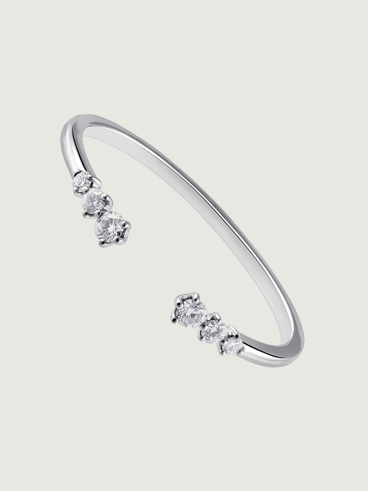 Anillo Tú y Yo de oro blanco de 18K con diamantes 0,1 cts