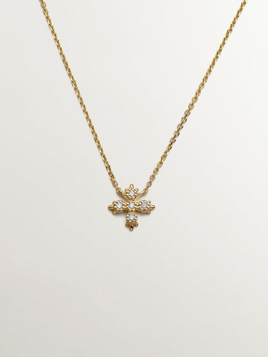 Colgante de oro amarillo de 18K con cruz de diamantes