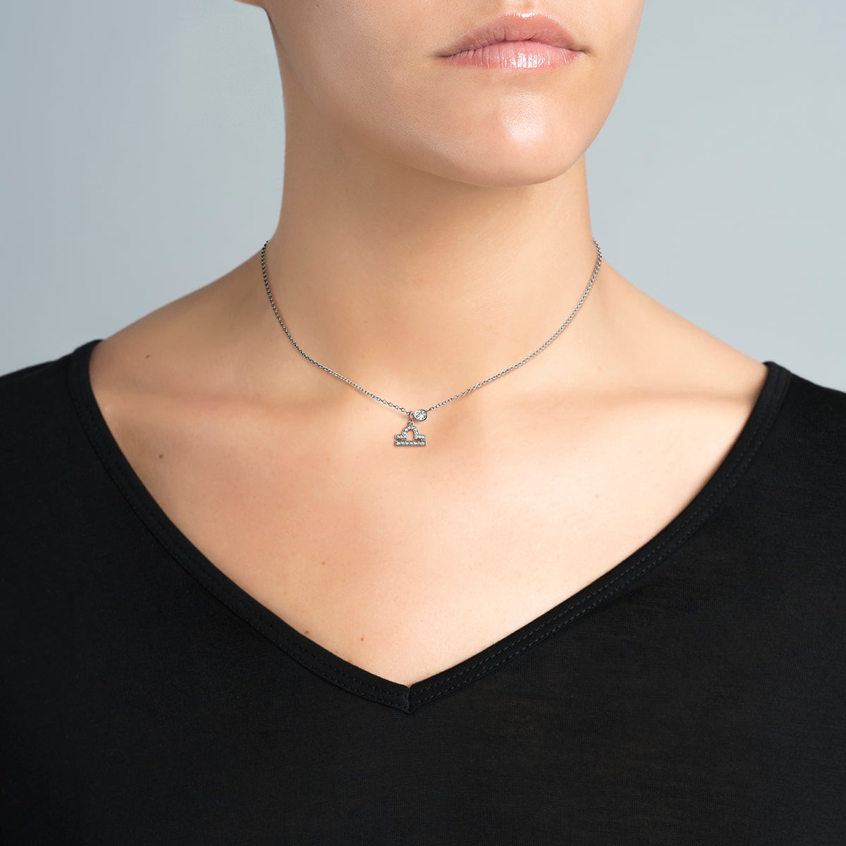 Charm Libra de plata 925 y topacios
