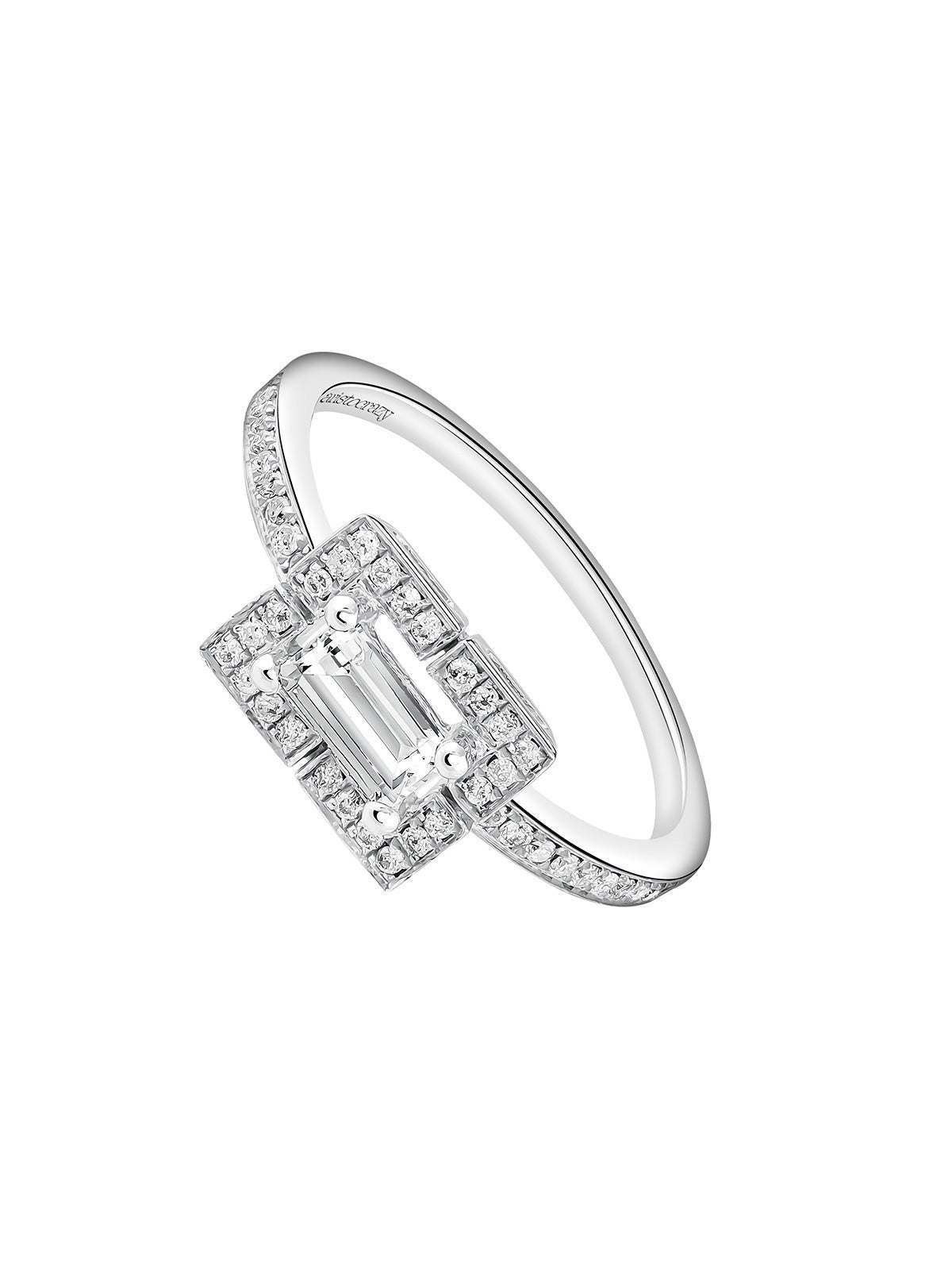 Anillo de plata con diamante