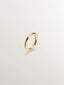 Pendiente de aro pequeño individual de oro amarillo de 18K