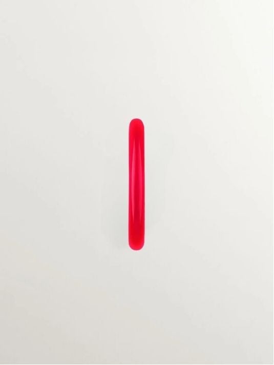 Pendiente individual de aro pequeño de oro amarillo de 9K con esmalte rojo