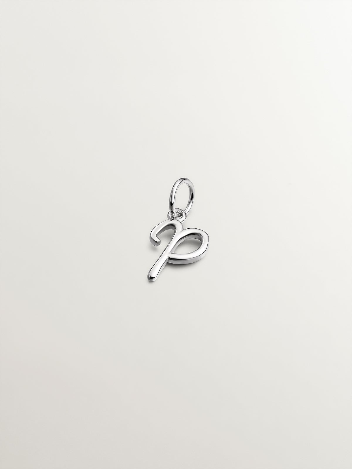 Charm de plata 925 con inicial P