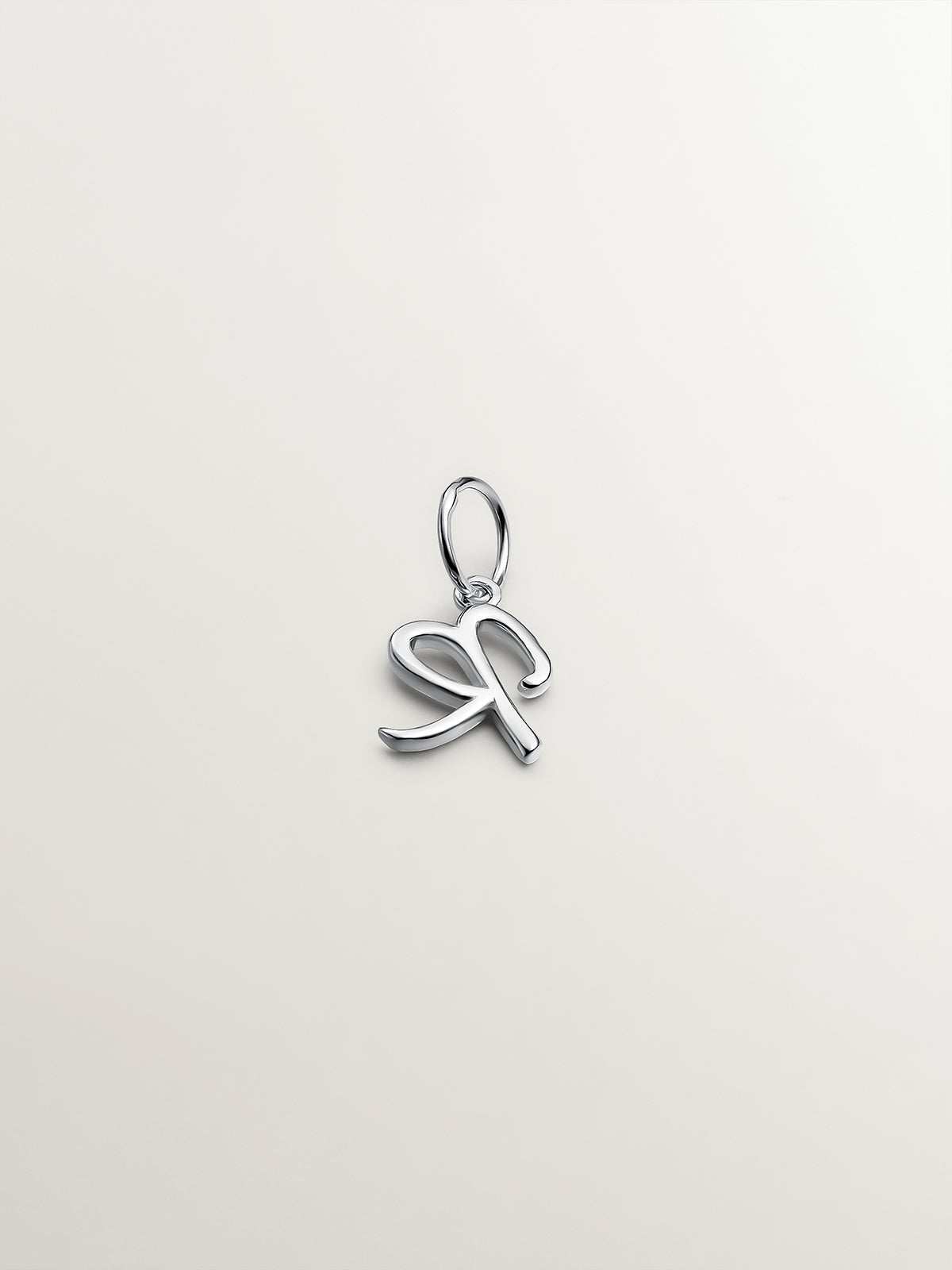 Charm de plata 925 con inicial R