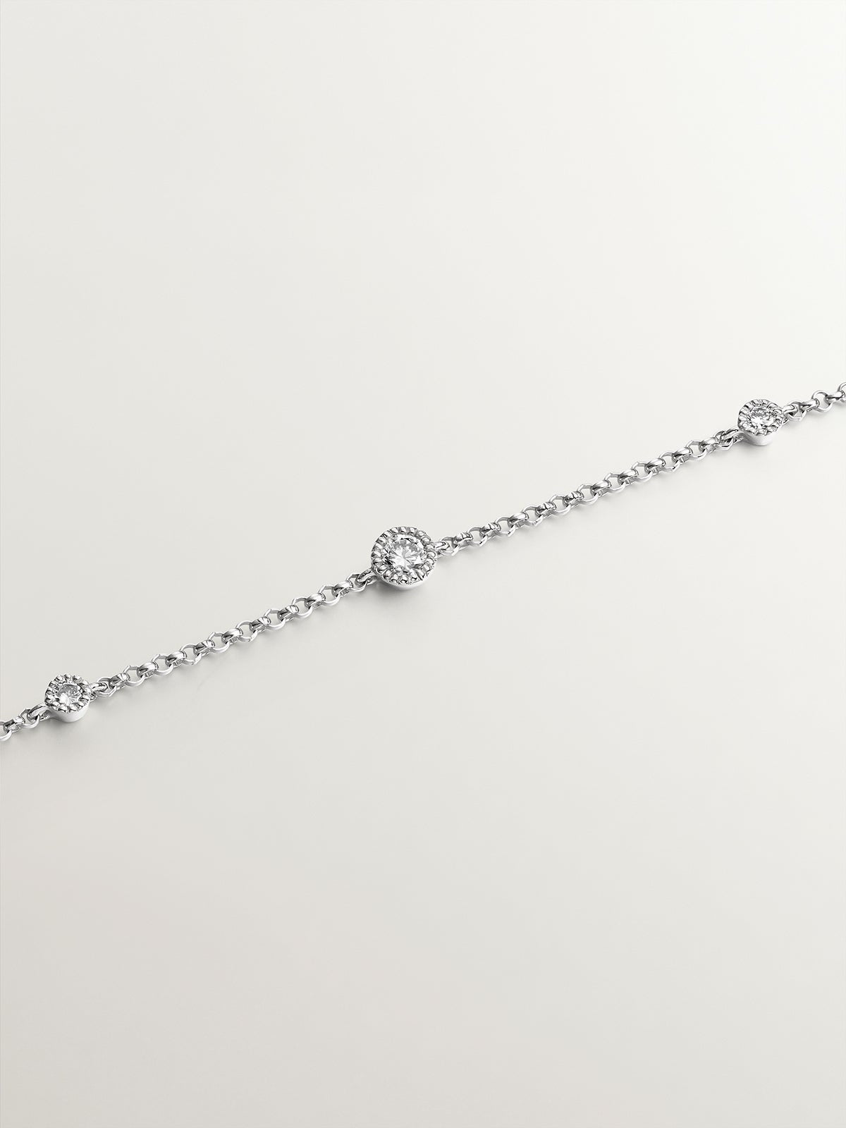 Pulsera de oro blanco de 9K con diamantes 0,097 cts