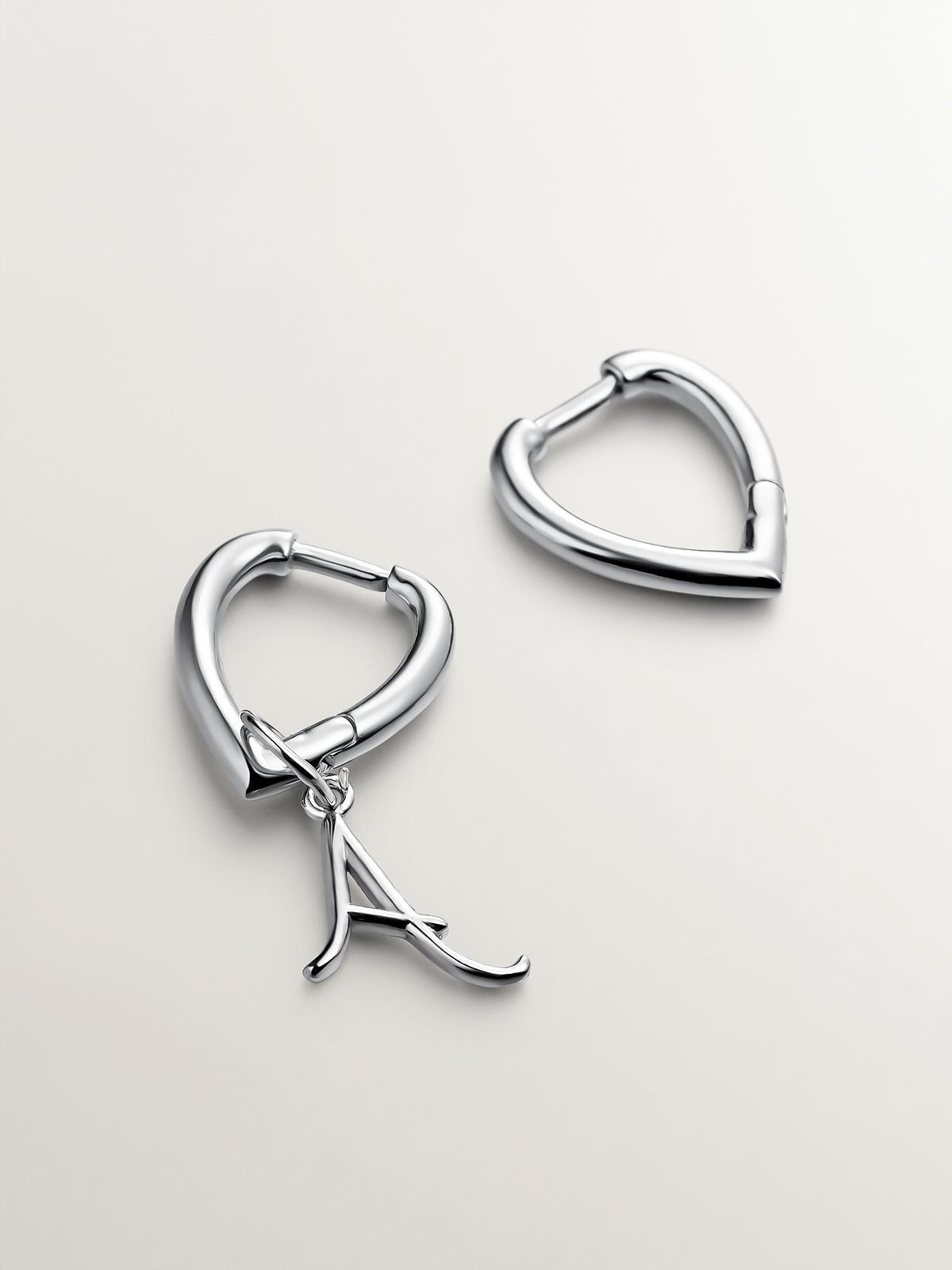 Pendientes con forma de gota de plata 925