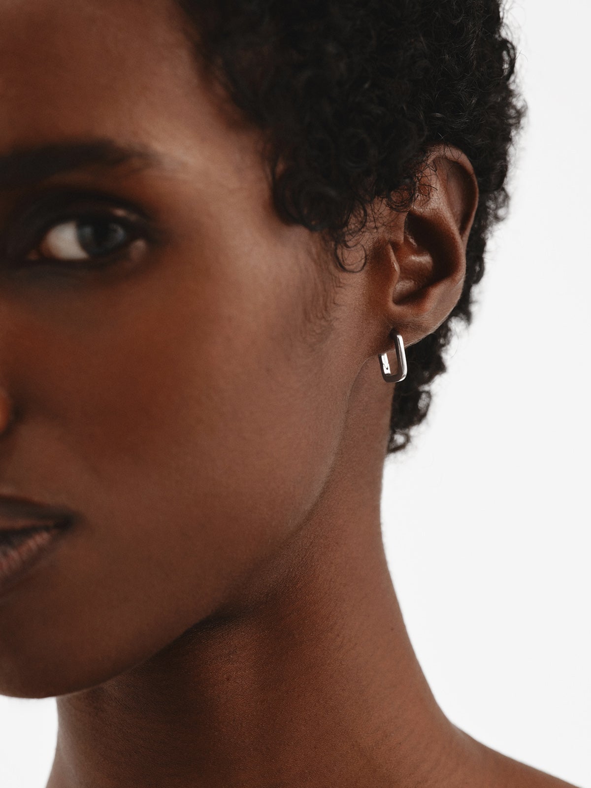 Pendientes de aro cuadrados de plata 925