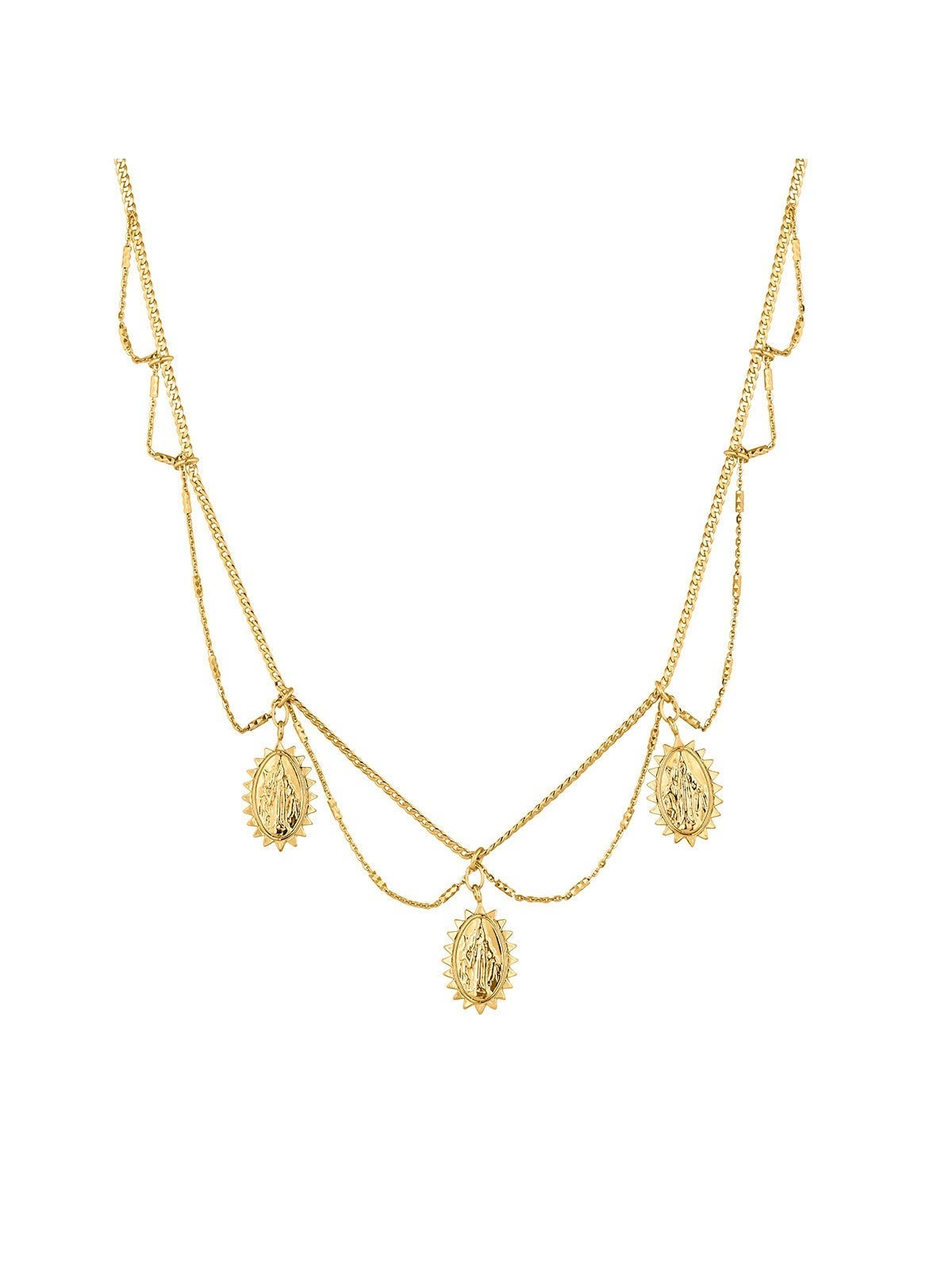 Collar con medallón ovalado en plata recubierta de oro.