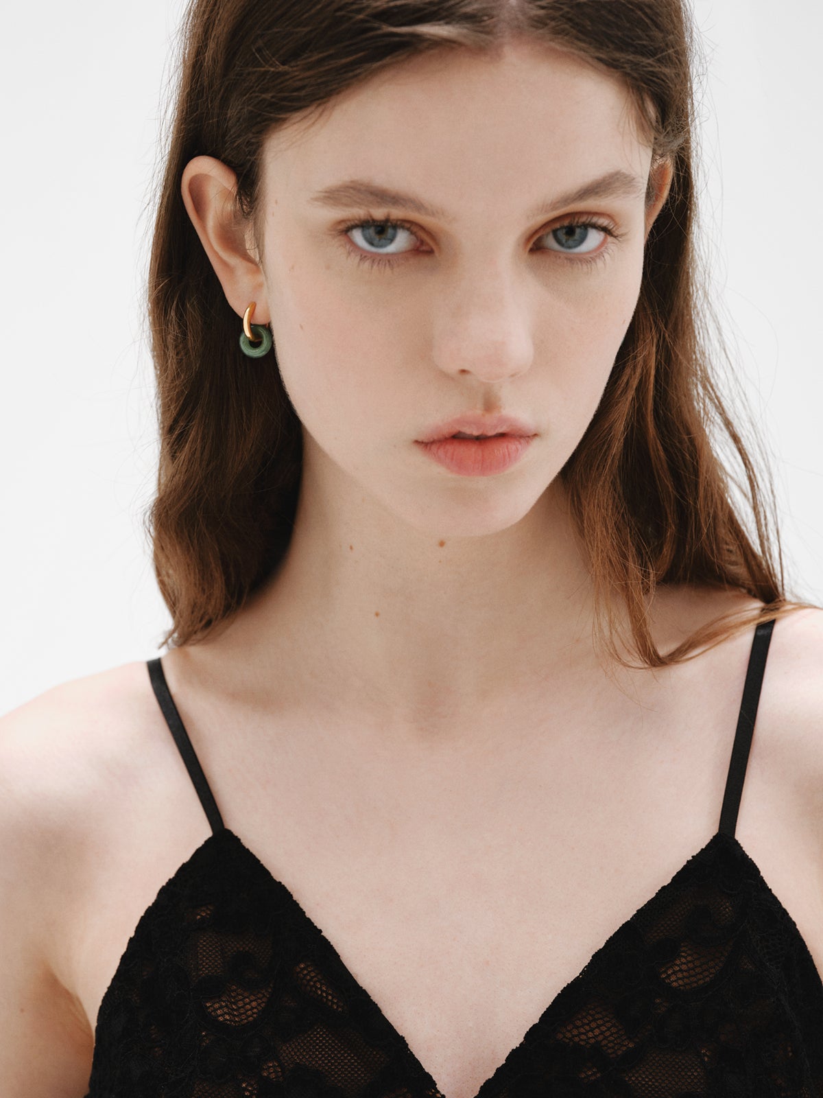 Small hoop earrings made of 925 silver bathed in 18K yellow gold with green aventurine