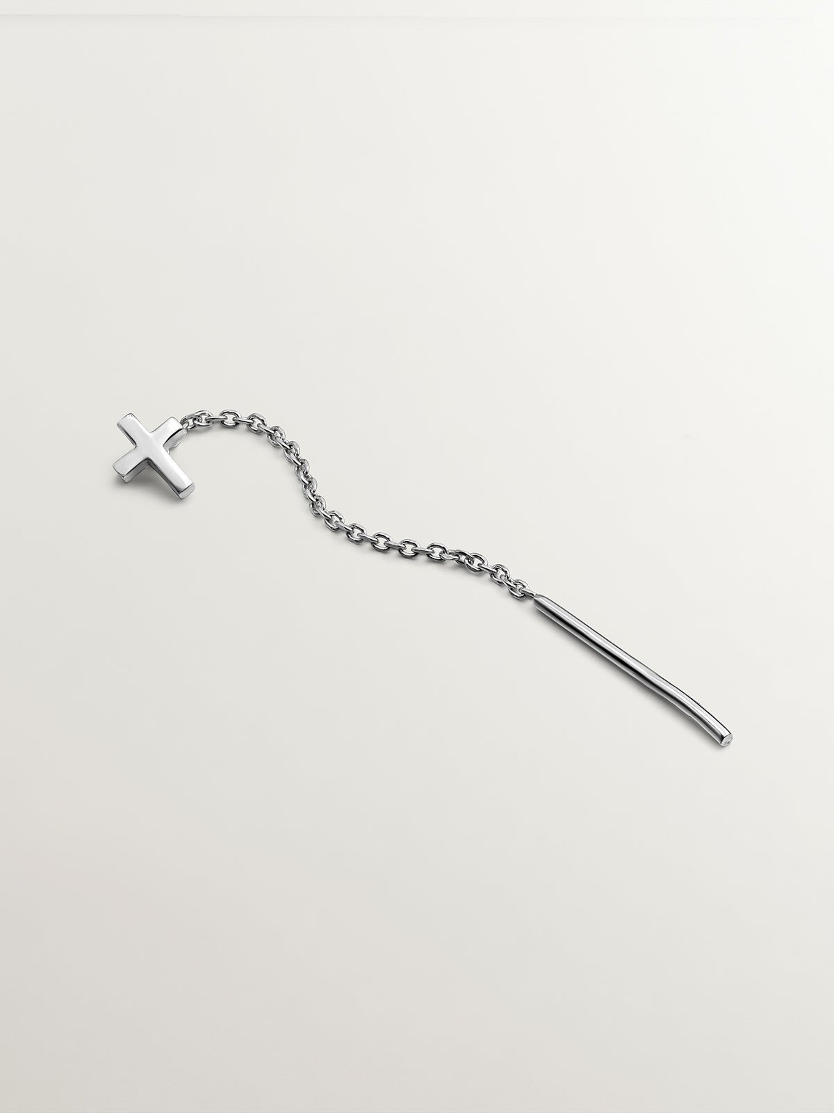 Pendiente individual de plata 925 con cruz