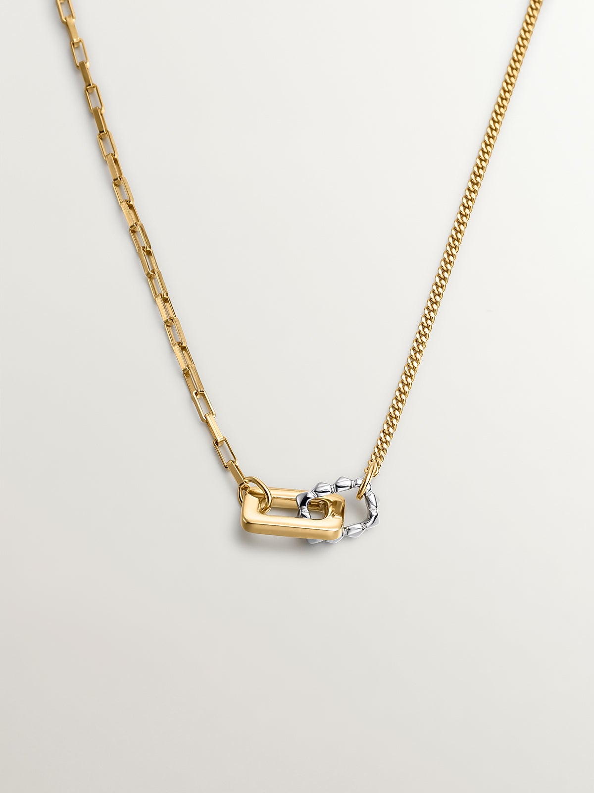 Colgante bicolor de plata 925 y plata 925 bañada en oro amarillo de 18K con formas geométricas