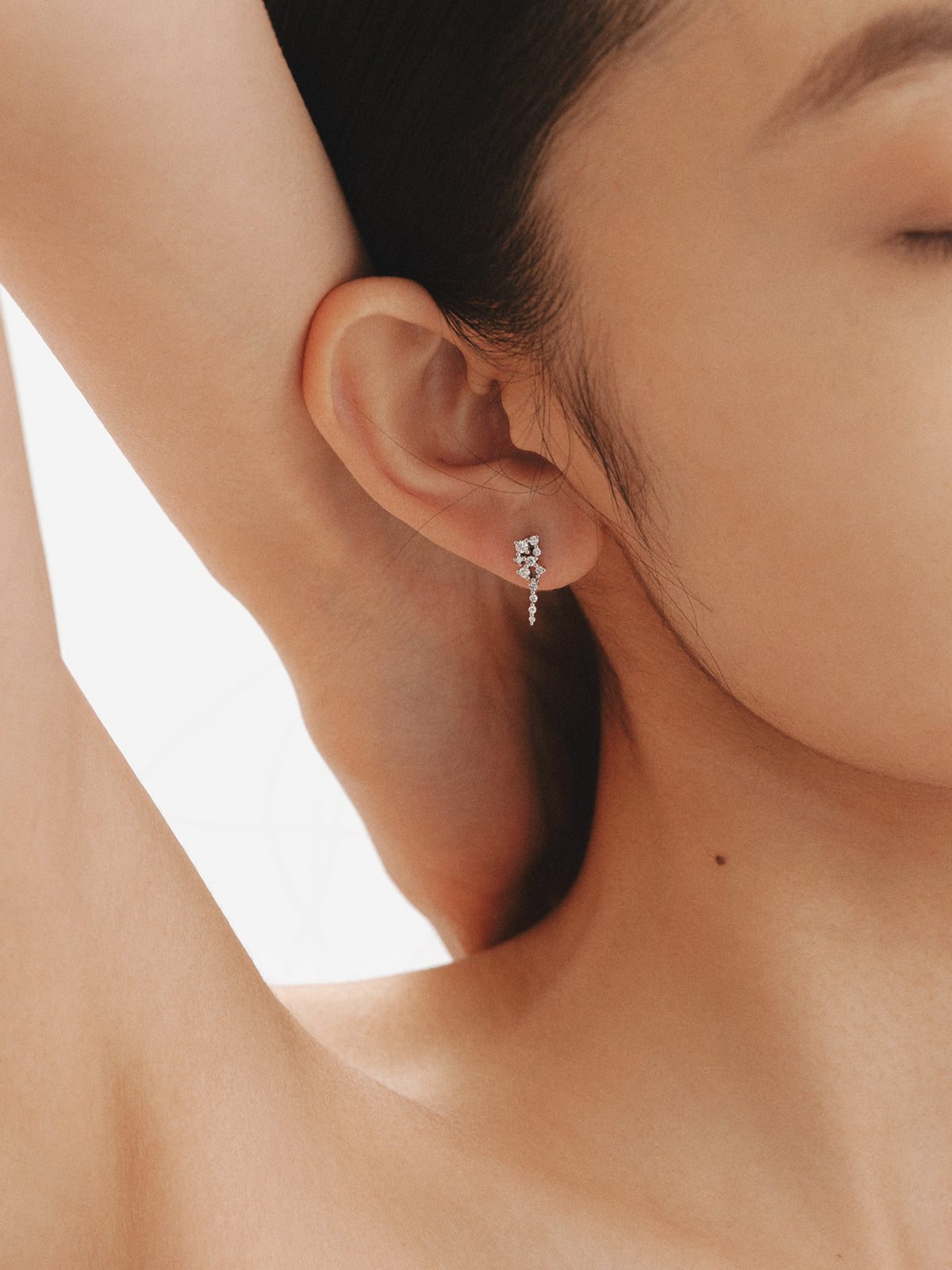 18K white gold earrings with diamonds 0.3 cts