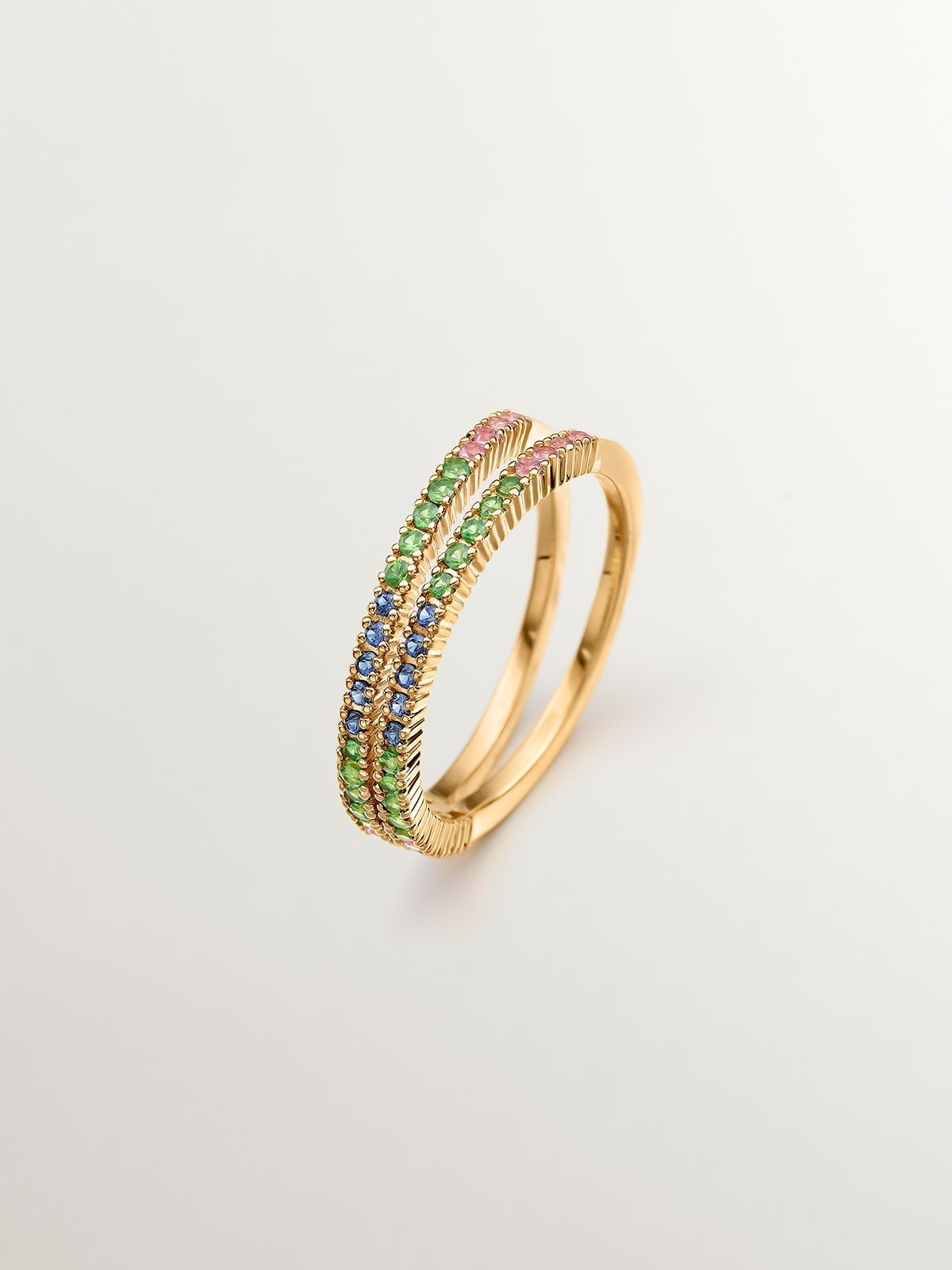Anillo doble de plata 925 bañada en oro amarillo de 18K con tsavoritas y zafiros multicolor