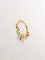 Pendiente individual de aro de oro amarillo de 9K con bolitas de esmalte multicolor