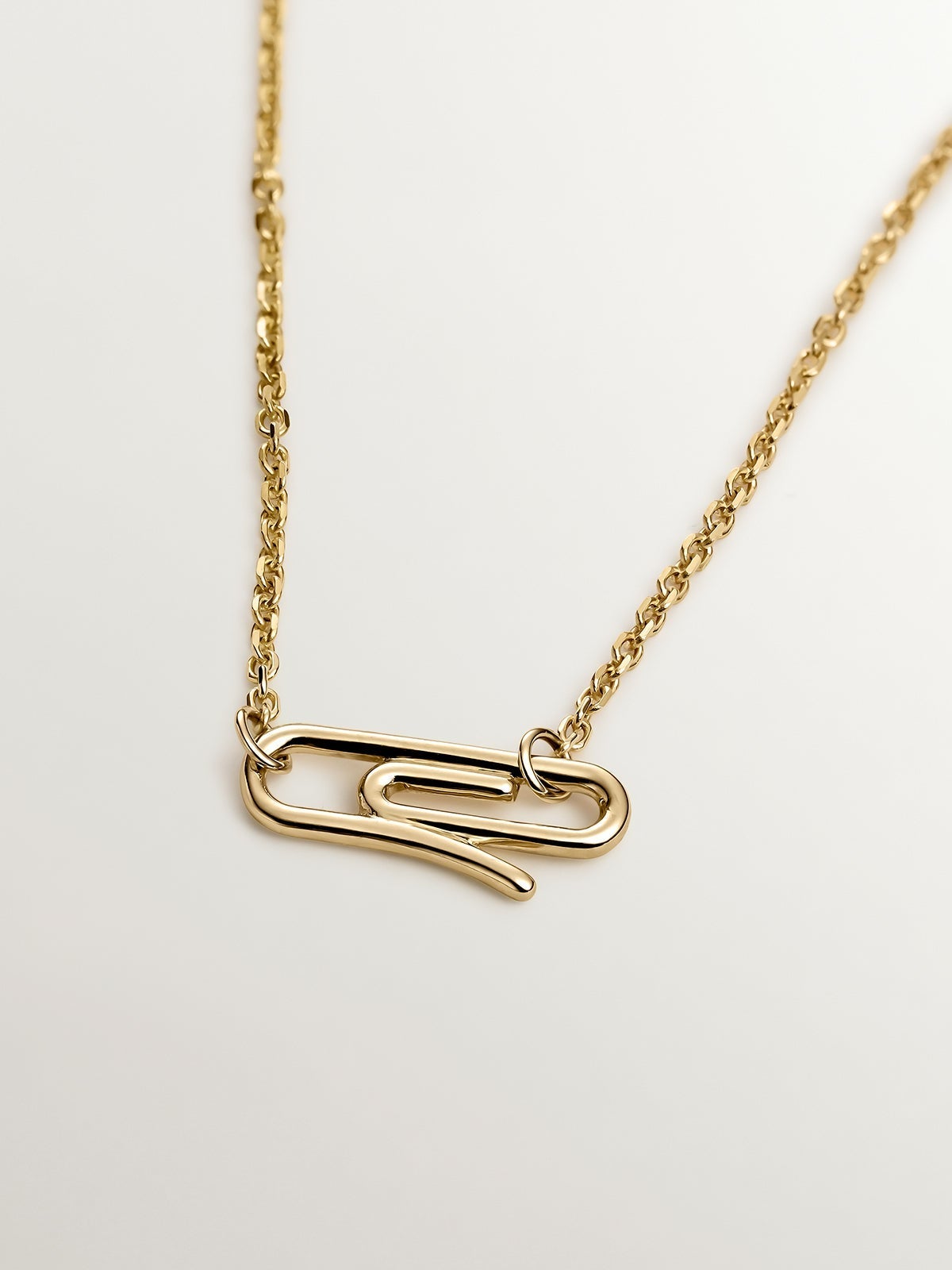 Colgante de oro amarillo de 9K con clip