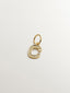 Charm de plata 925 bañada en oro amarillo de 18K y topacios blancos inicial C