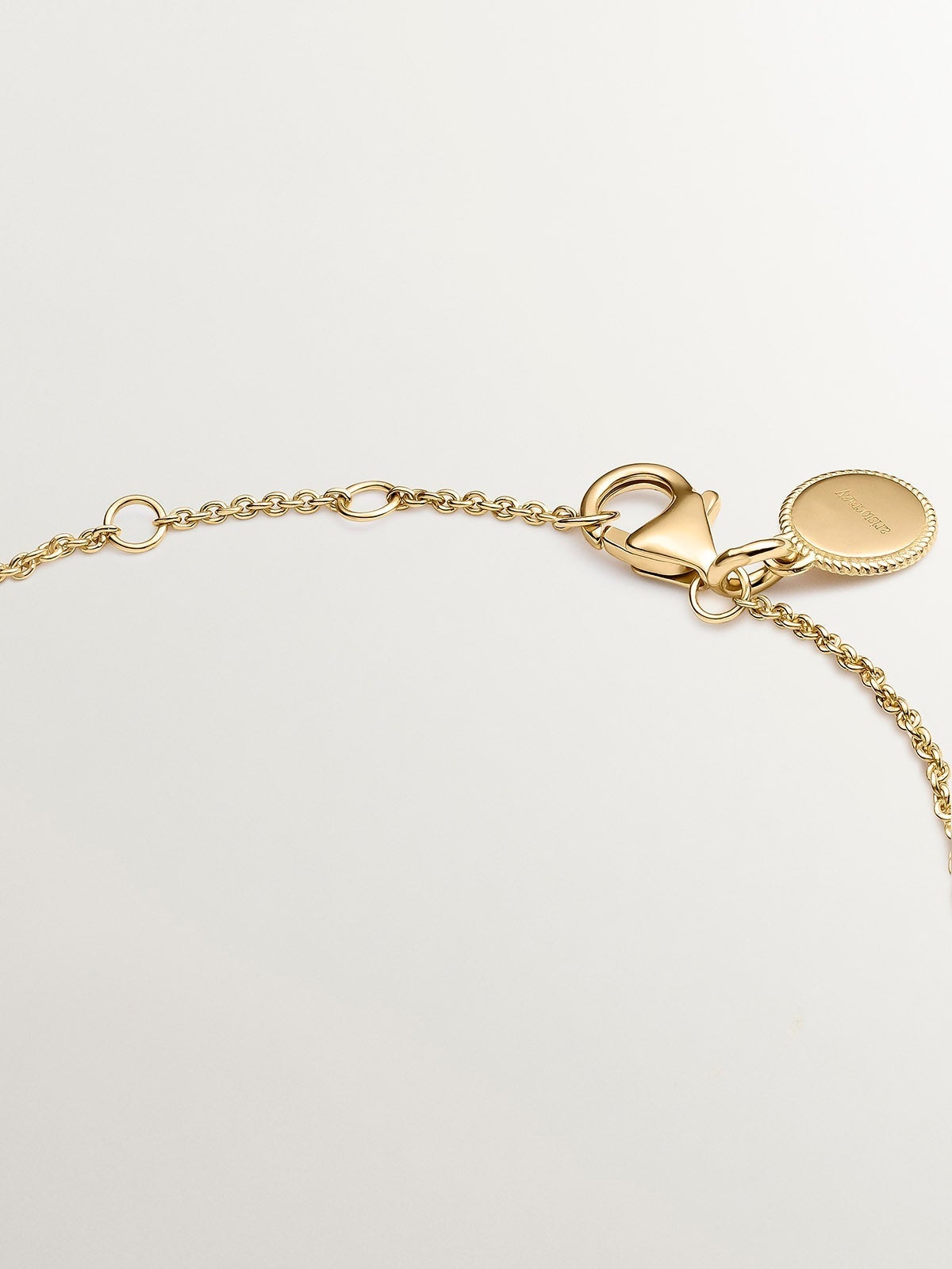 Pulsera de plata 925 bañada en oro amarillo de 18K con esmalte de colores y número cinco