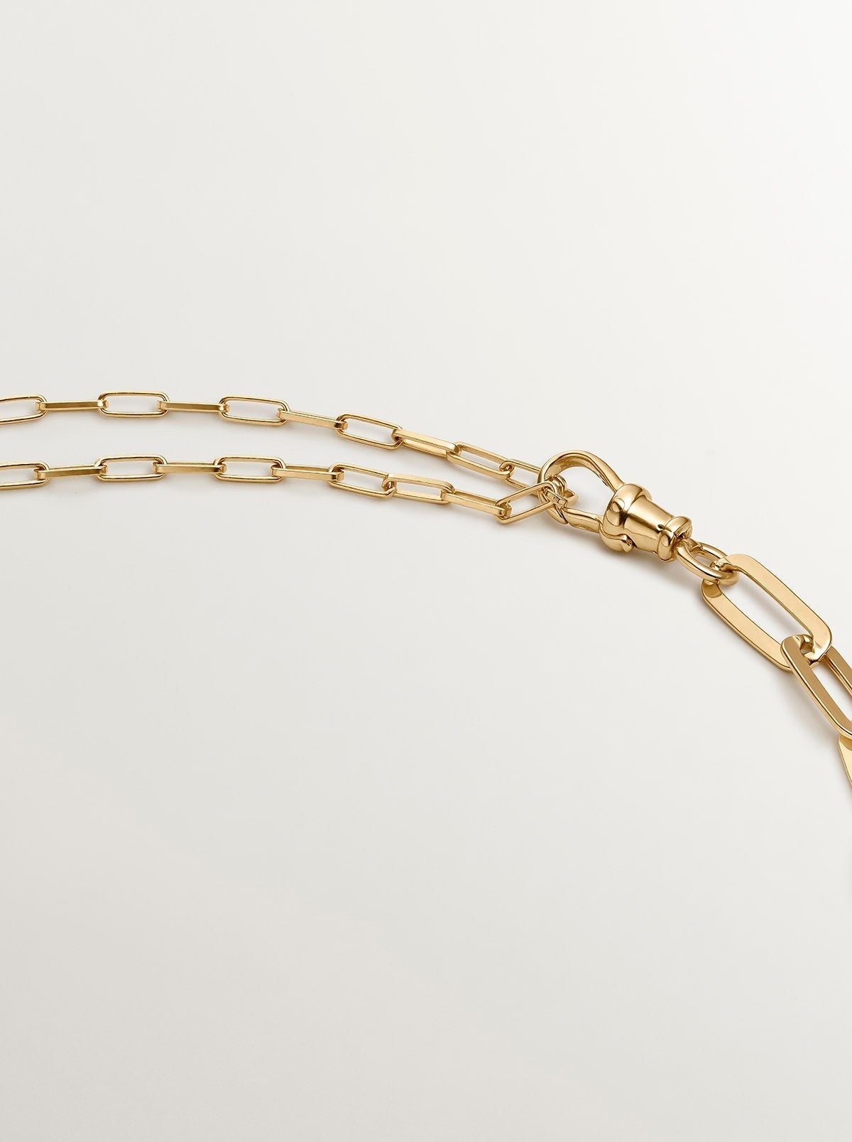 Collar de eslabones ajustable de plata 925 bañada en oro amarillo de 18K con esmalte multicolor y números
