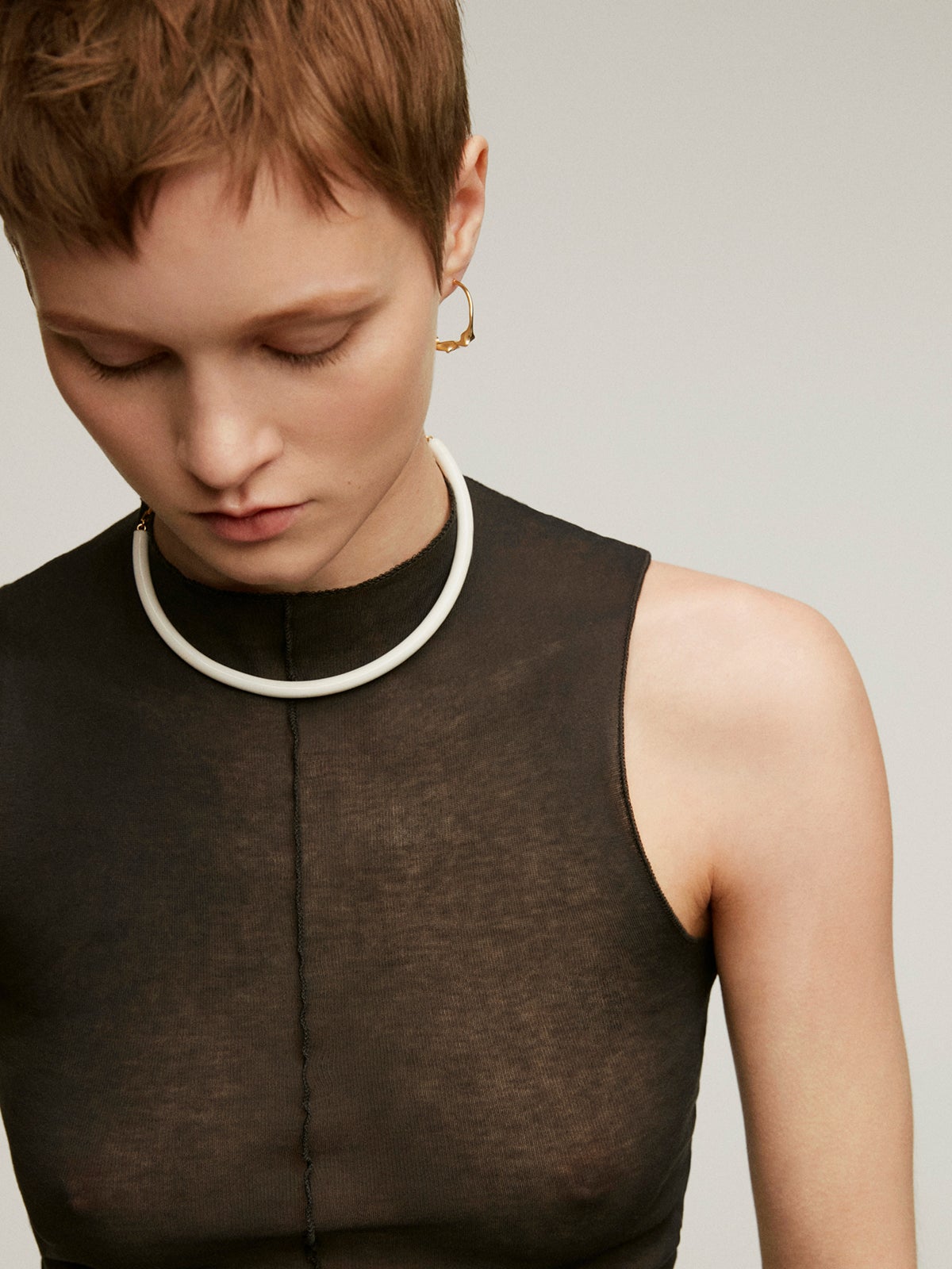 Pendientes de aro grandes irregulares de plata 925 bañada en oro amarillo de 18K